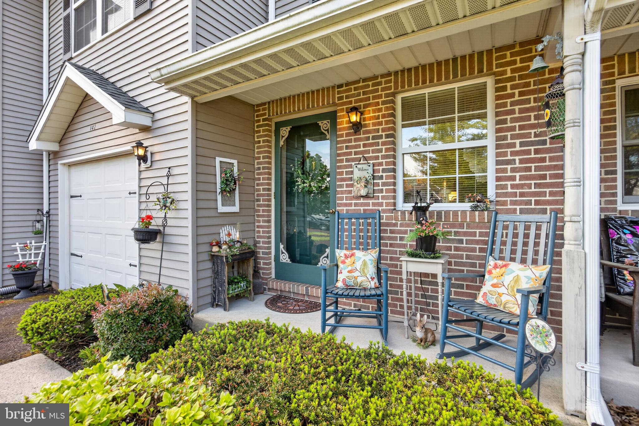 STRAWBERRY FIELDS - Residential