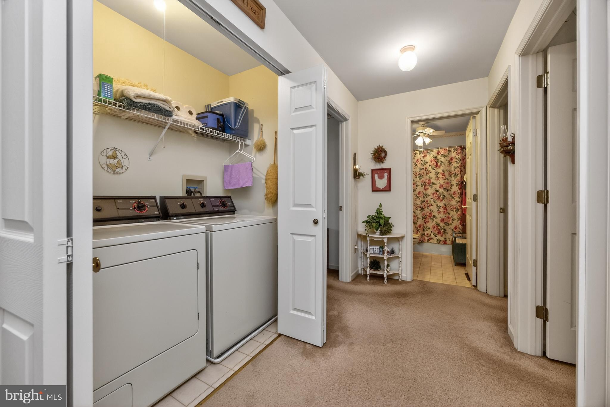 STRAWBERRY FIELDS - Residential