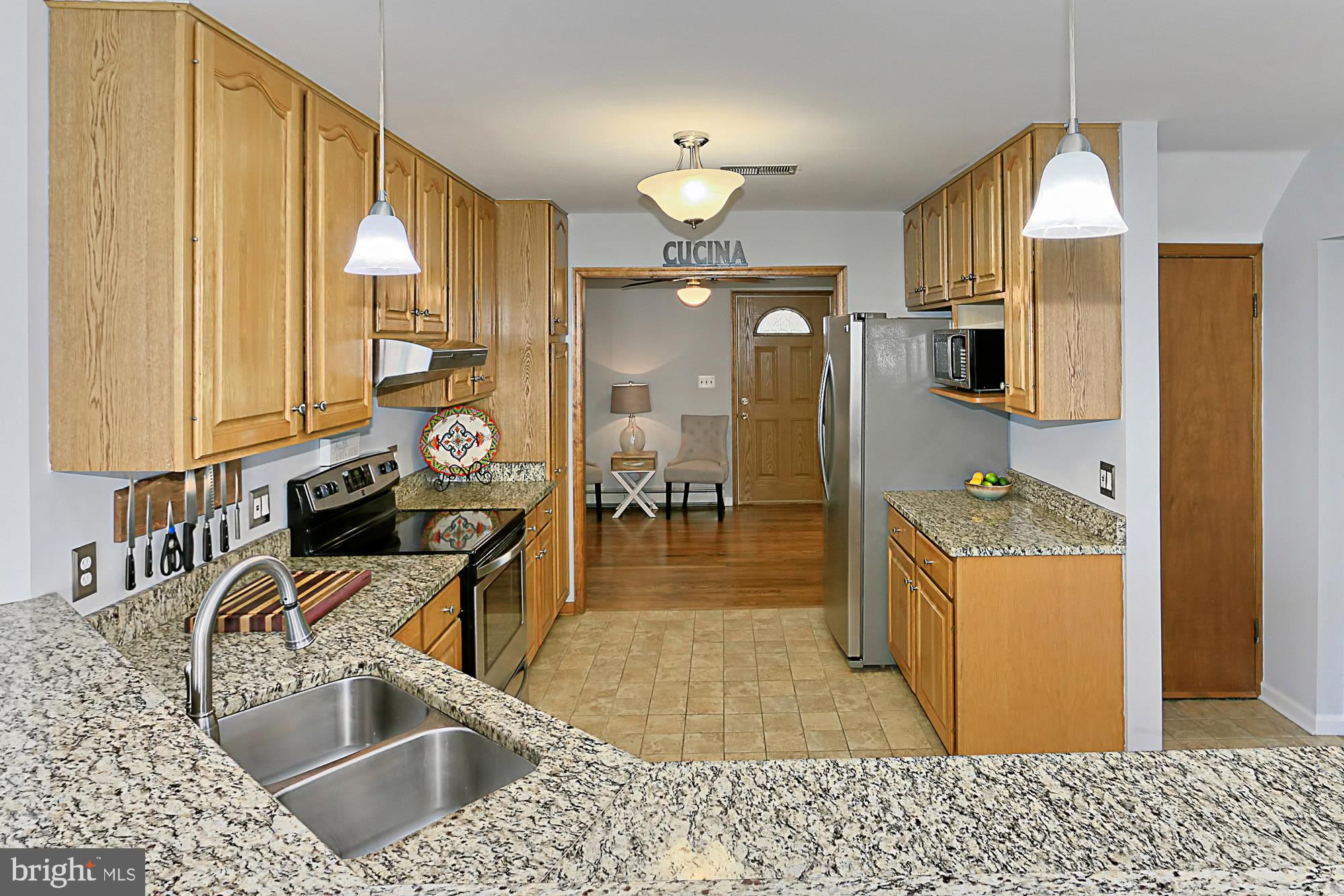 MOORES HAMLET - Residential