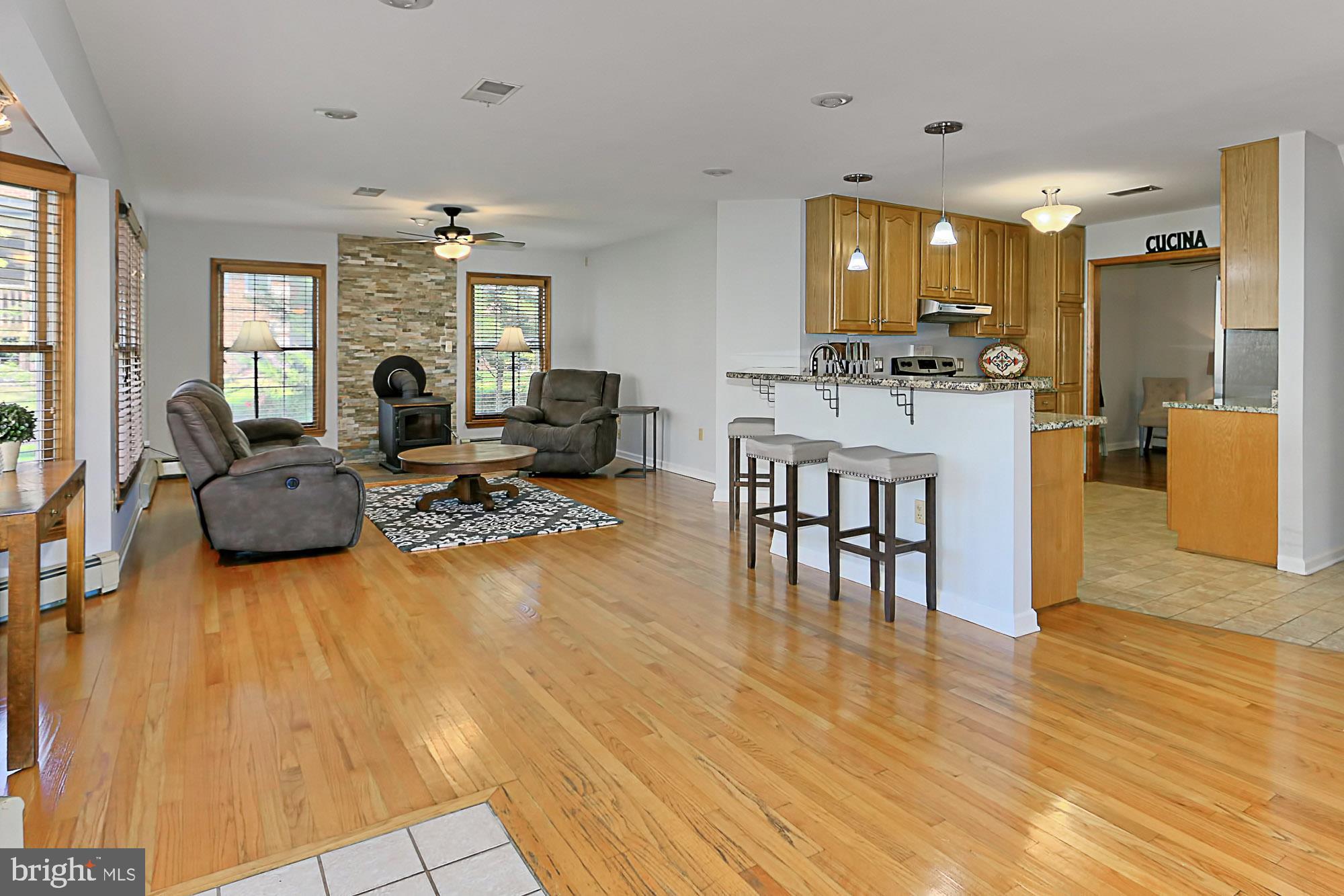 MOORES HAMLET - Residential