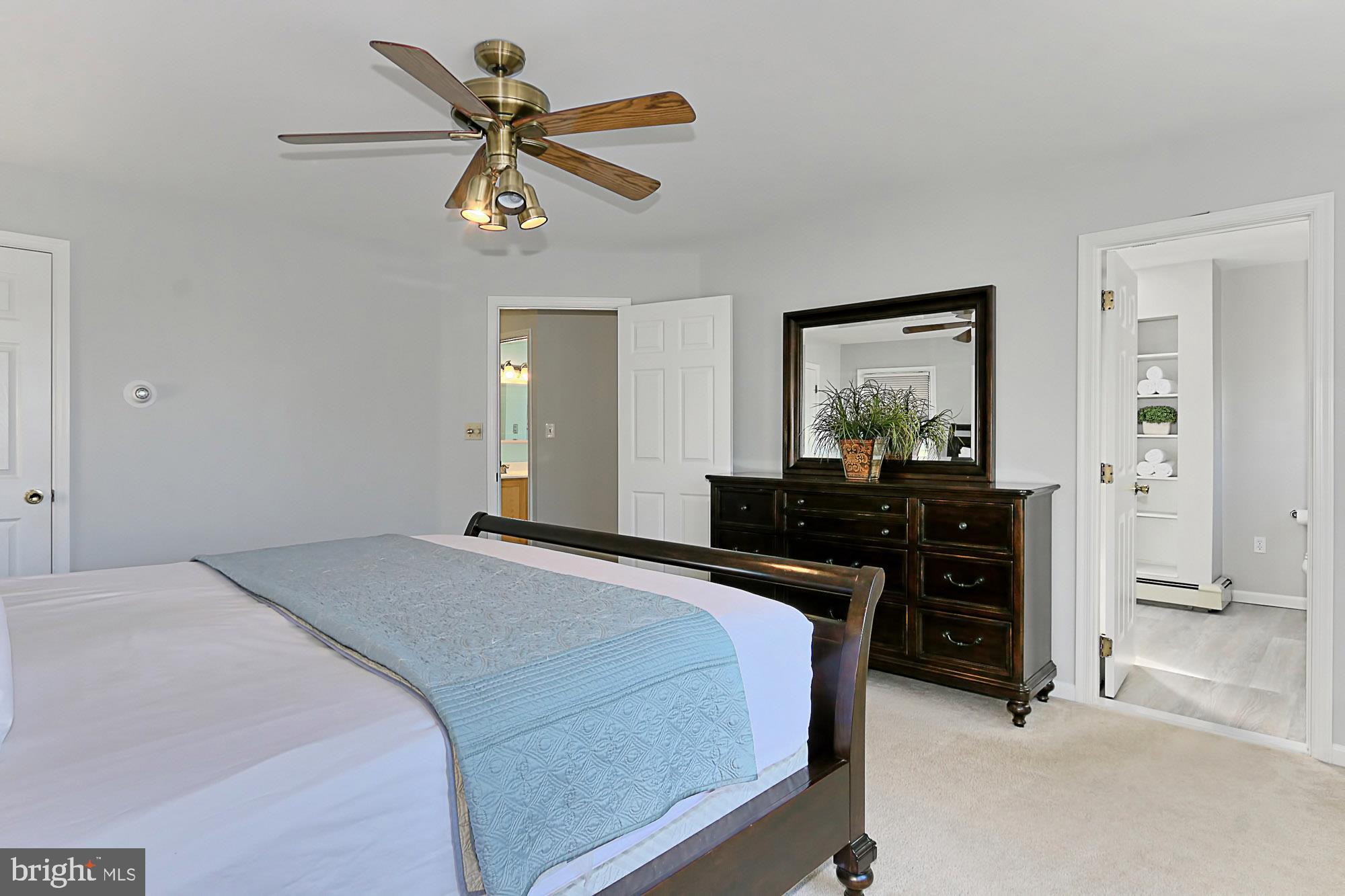 MOORES HAMLET - Residential