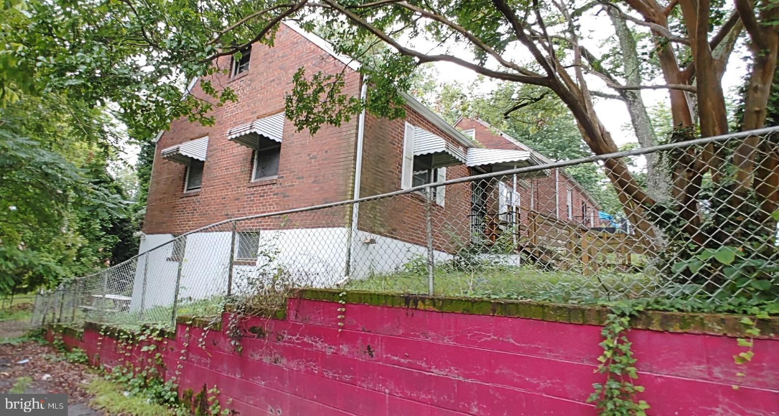 CAPITOL HEIGHTS - Residential