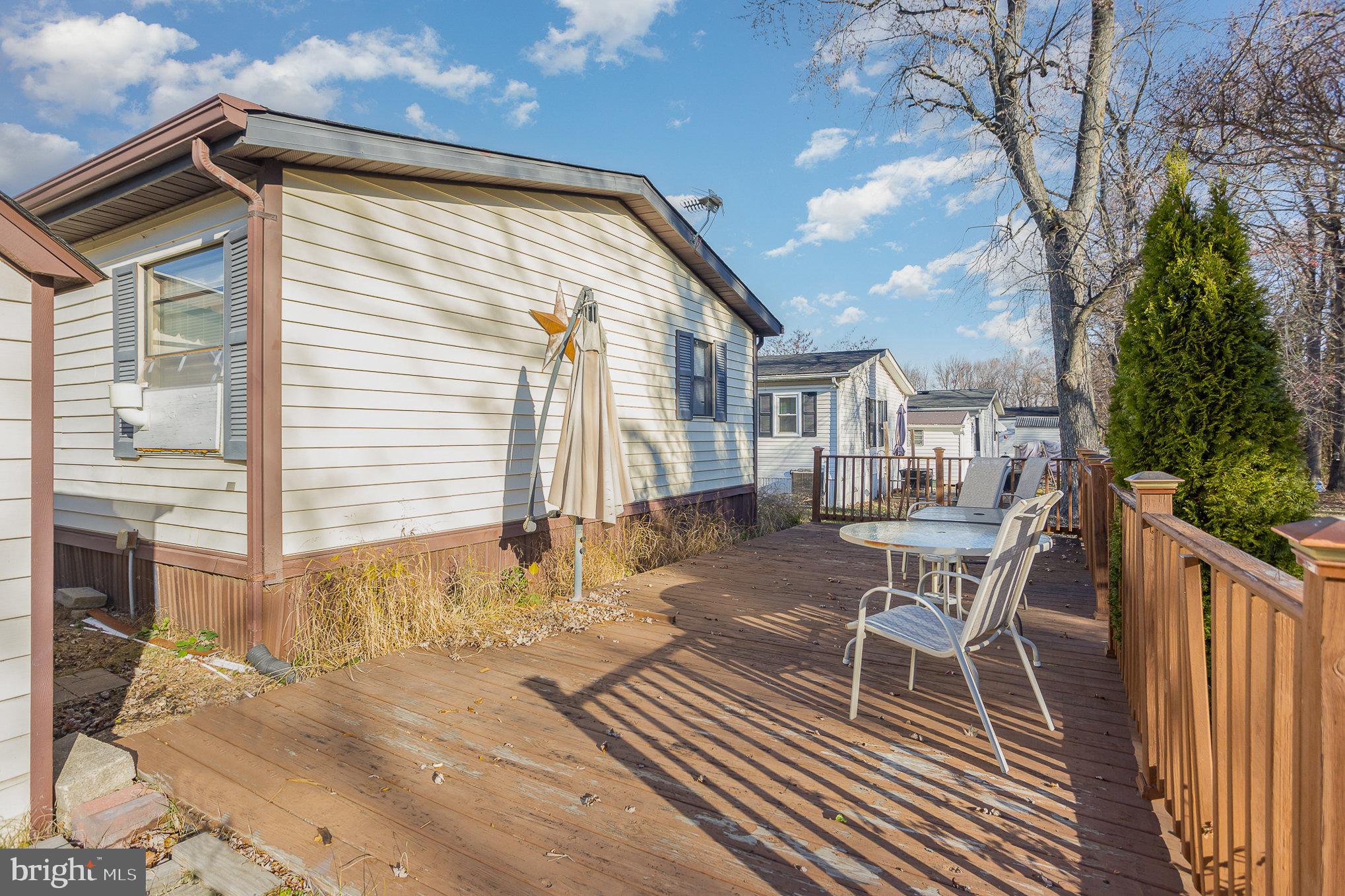 BRIARWOOD ESTATES - Residential