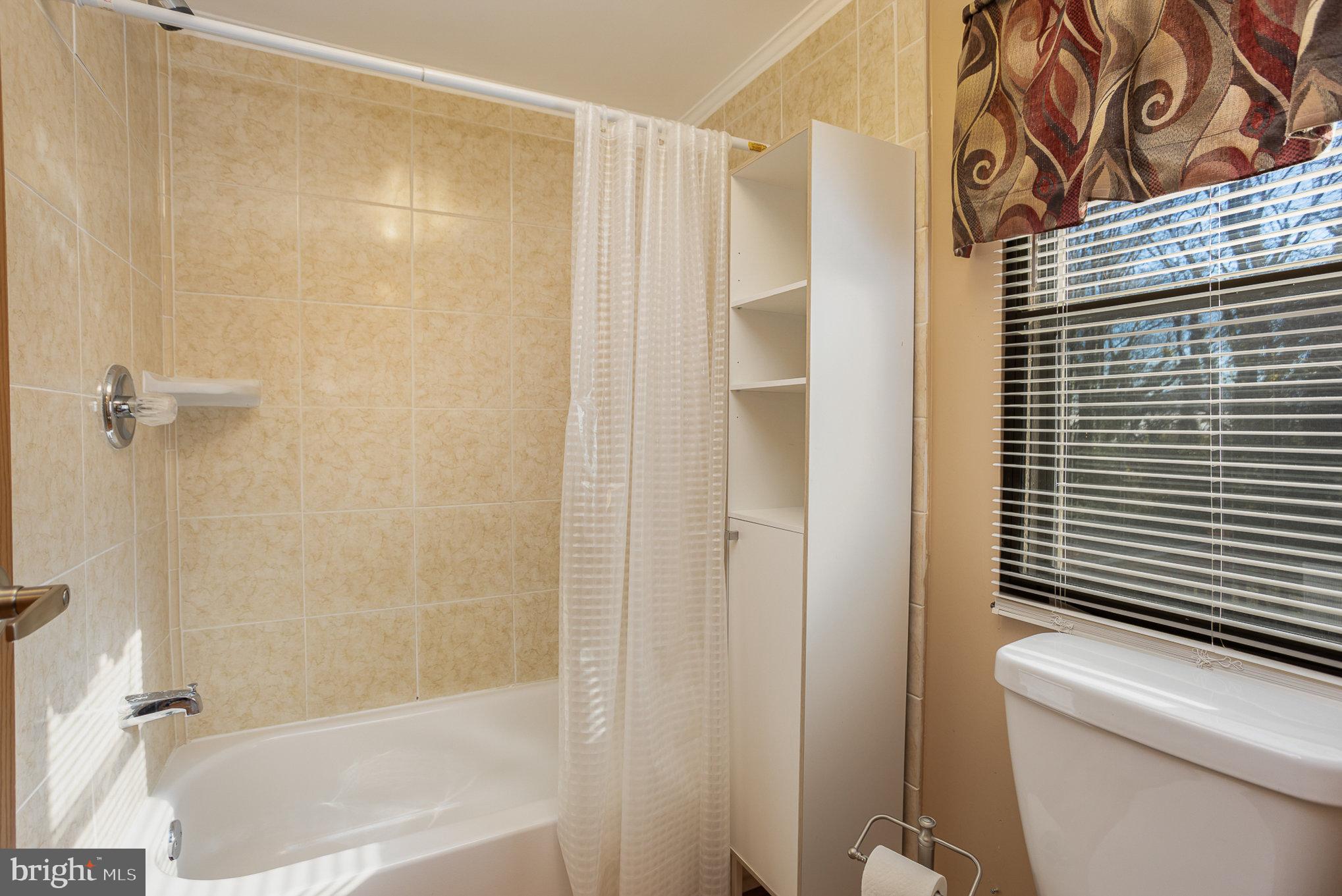 BRIARWOOD ESTATES - Residential