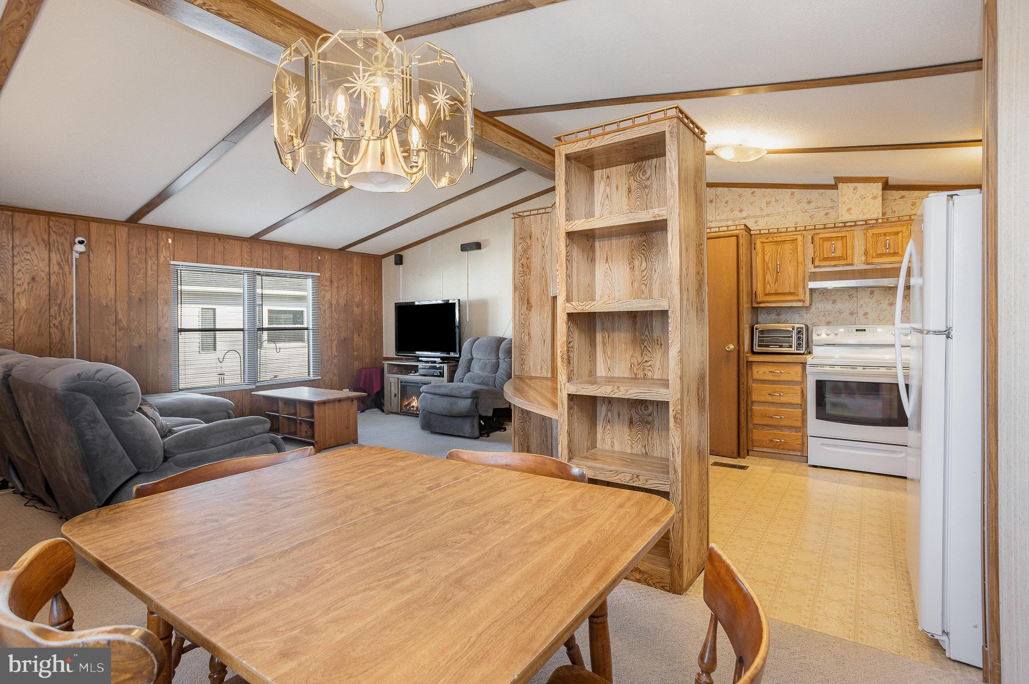 BRIARWOOD ESTATES - Residential