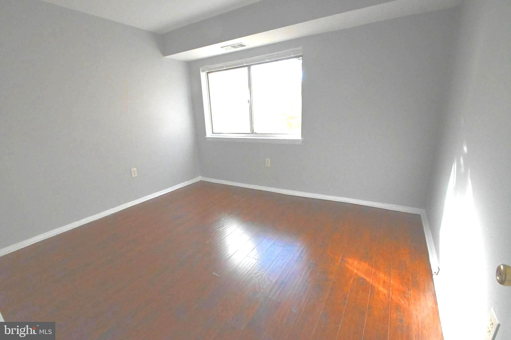 BETHESDA PARK - Residential Lease