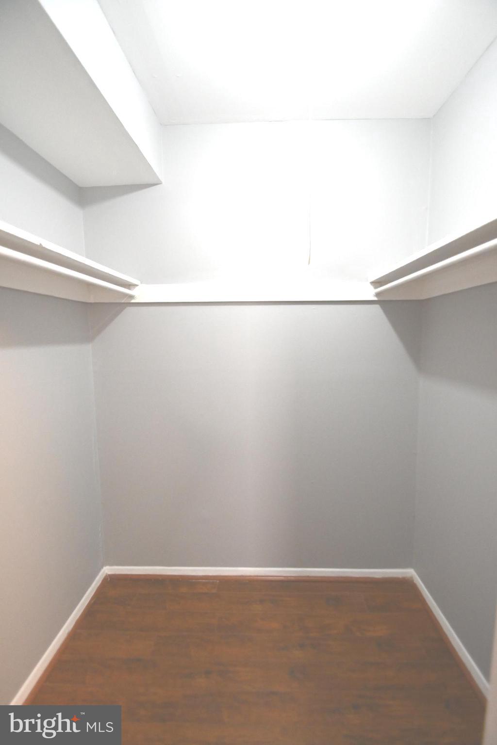 BETHESDA PARK - Residential Lease