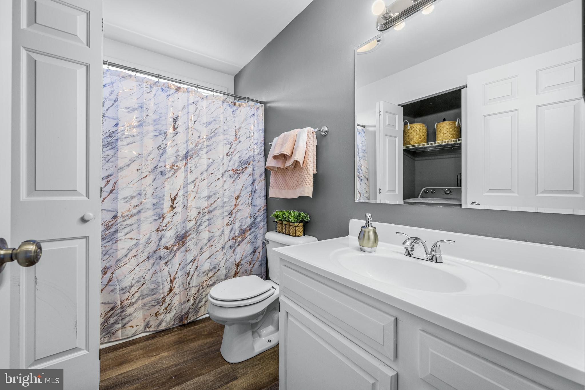 AVONDALE RUN - Residential