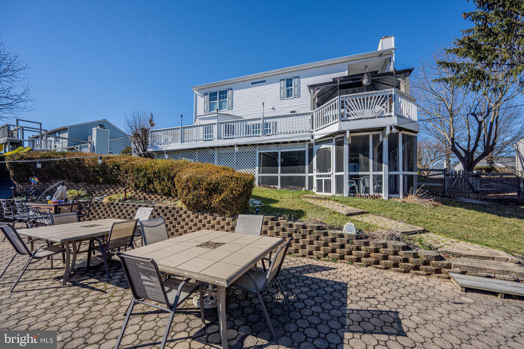 AVONDALE RUN - Residential