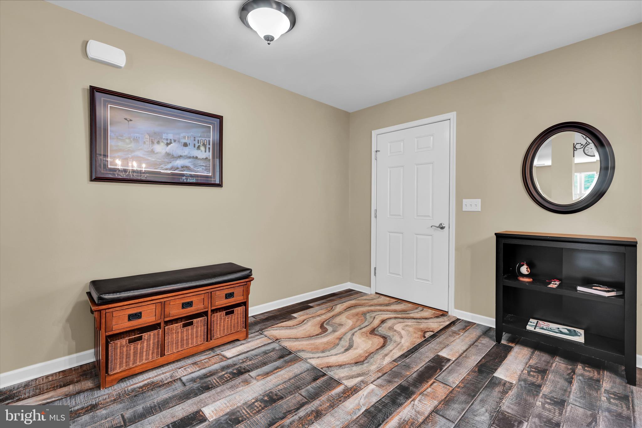 BRIAR LAKE - Residential