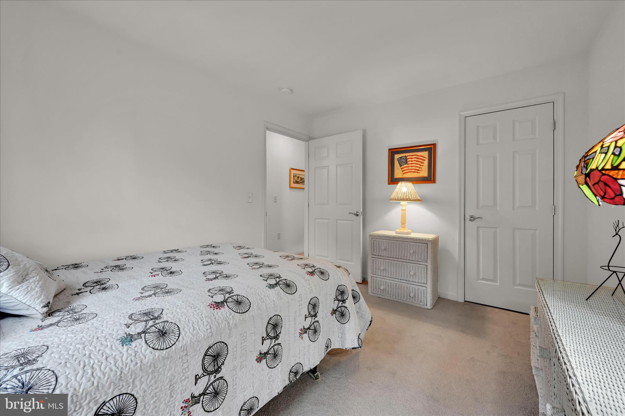 BRIAR LAKE - Residential