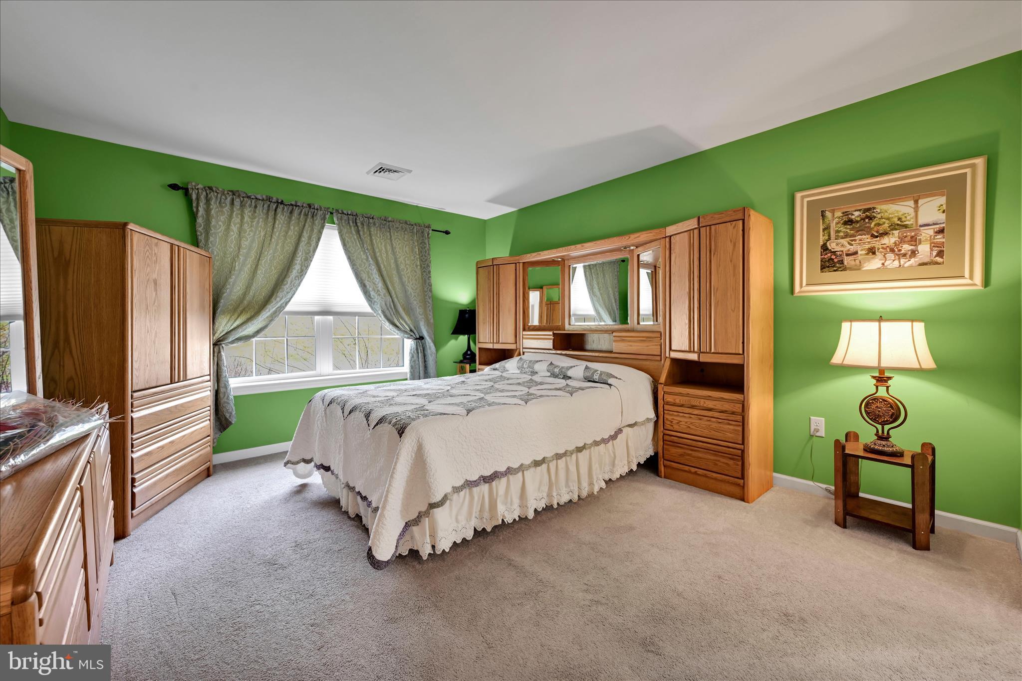 BRIAR LAKE - Residential