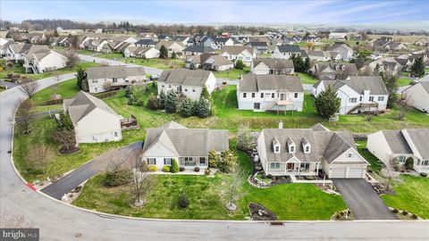 858 WATER EDGE CT LEBANON PA 17046