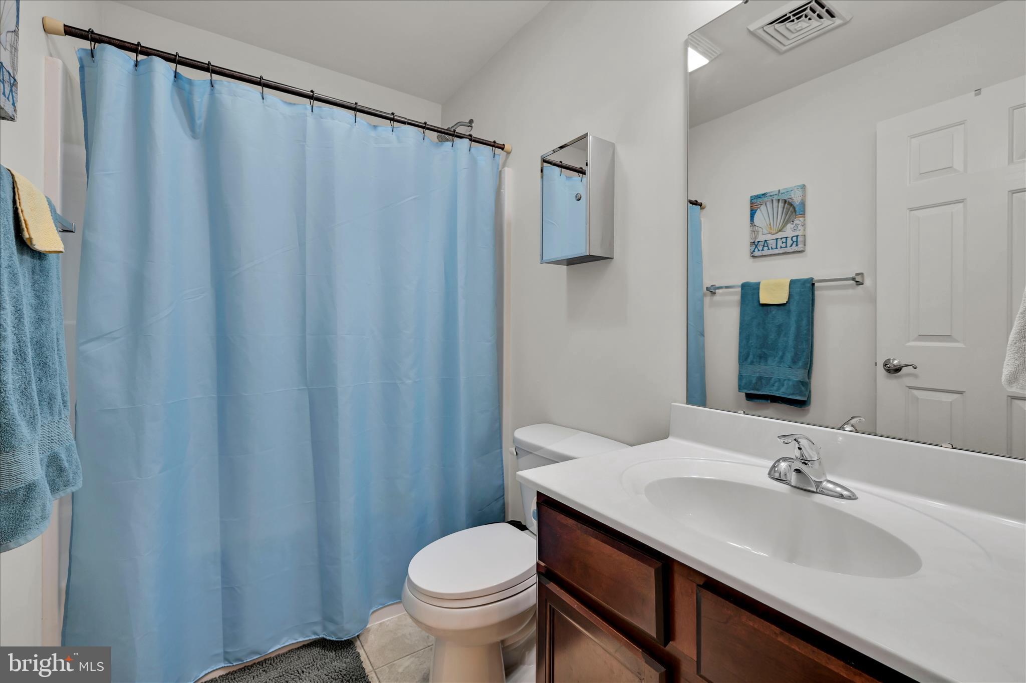 BRIAR LAKE - Residential