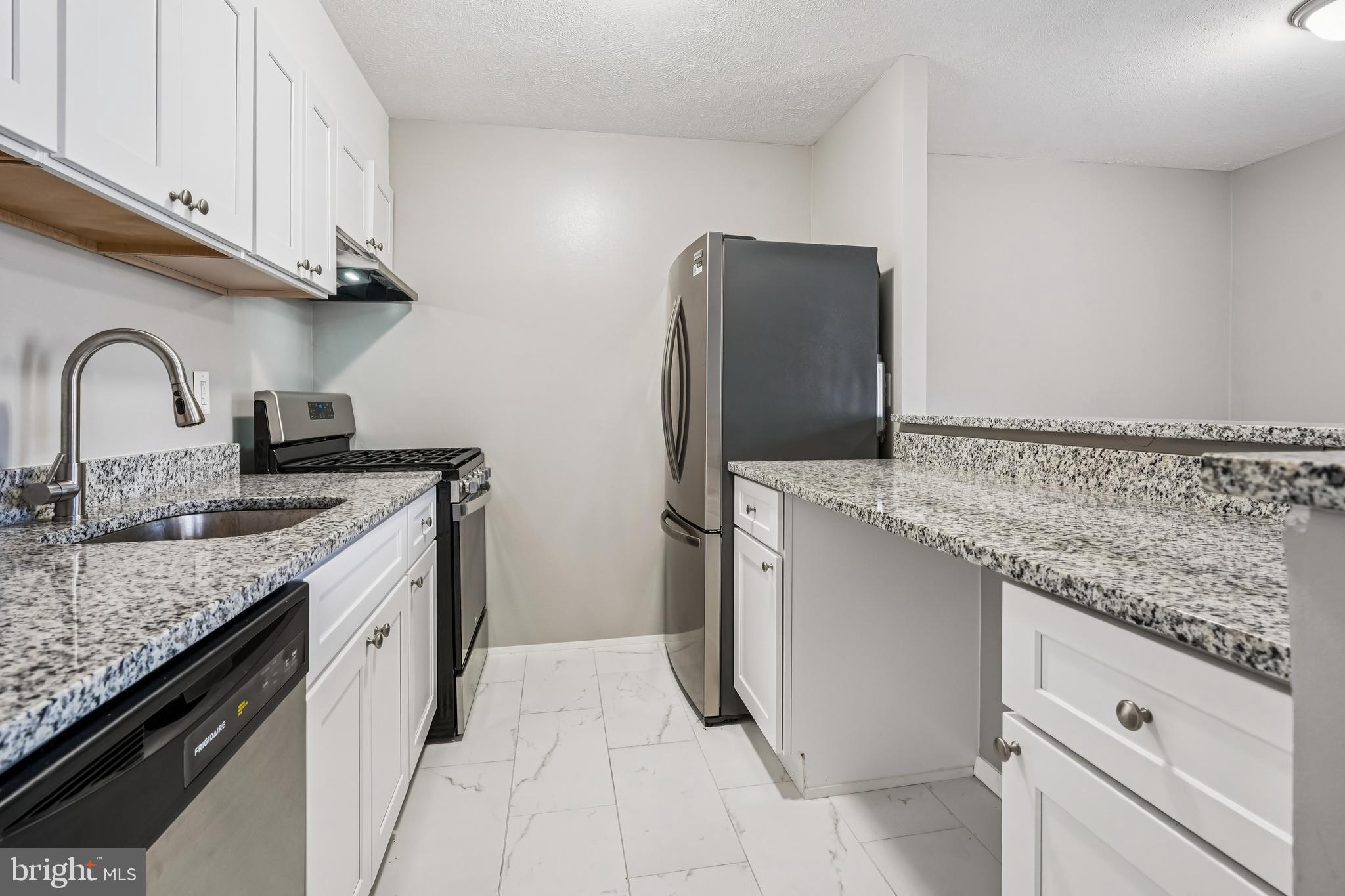 WILSON BRIDGE CONDOS - Residential