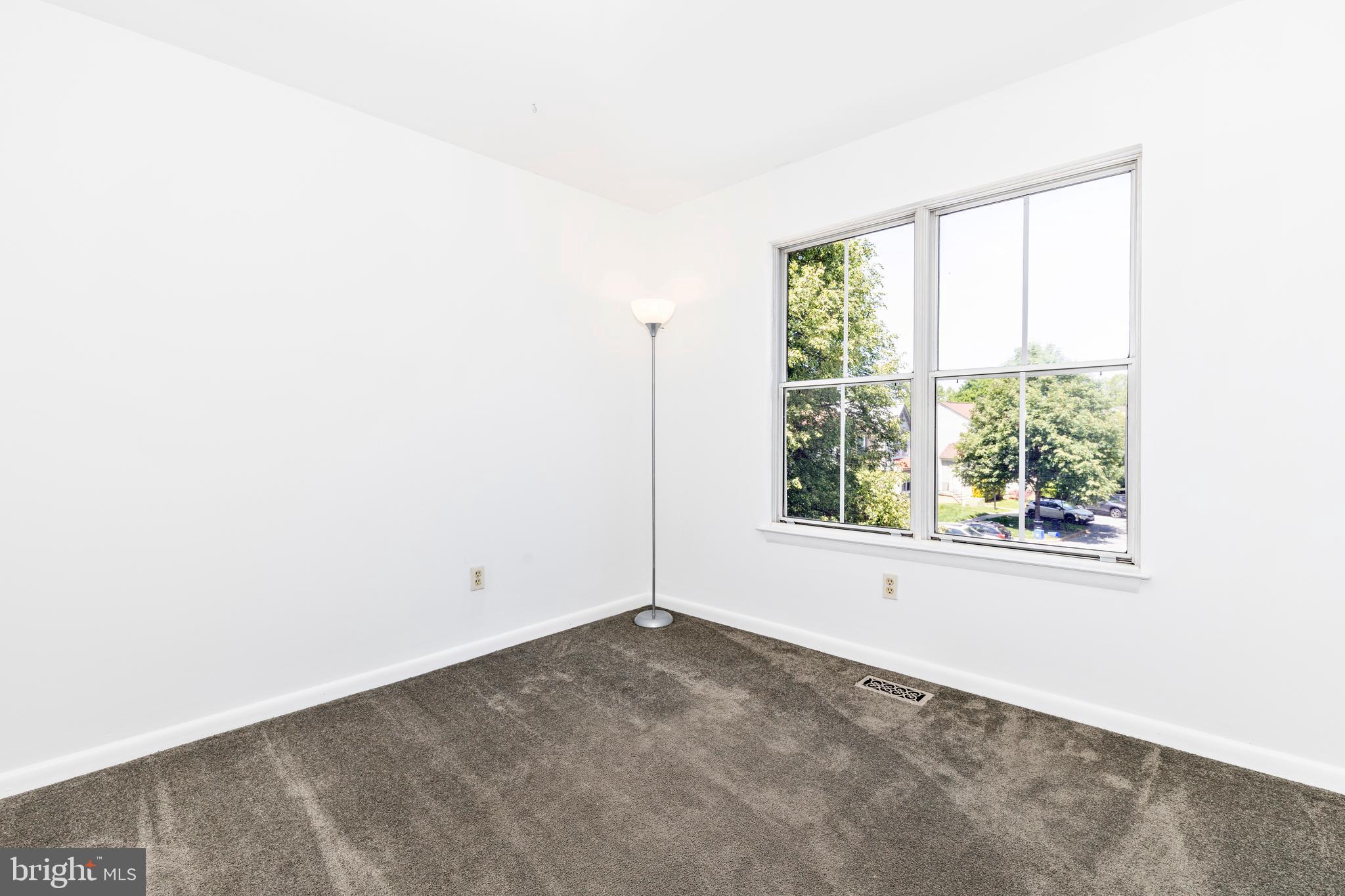 WILLOW COVE TOWNHOMES - Residential