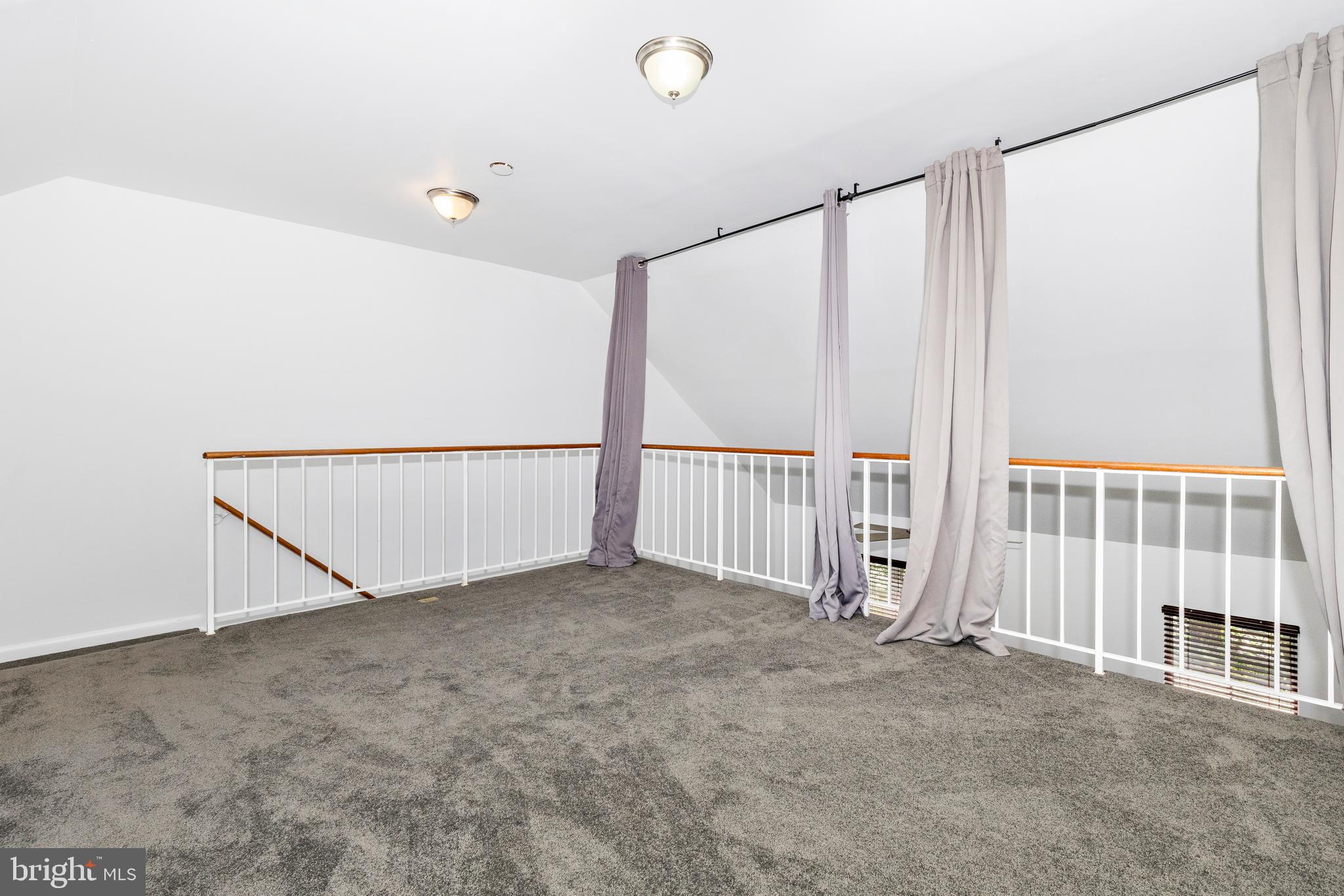 WILLOW COVE TOWNHOMES - Residential