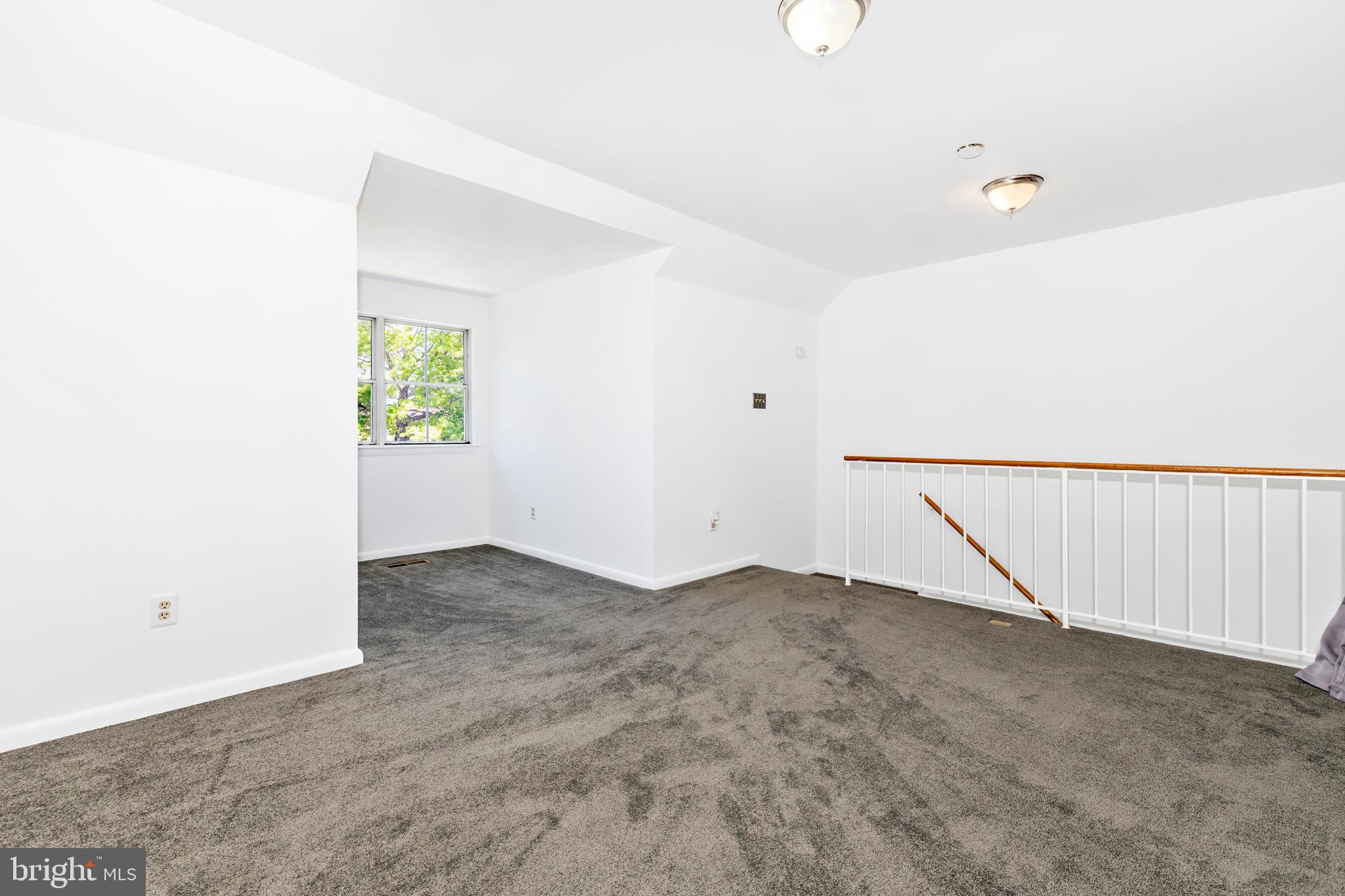 WILLOW COVE TOWNHOMES - Residential