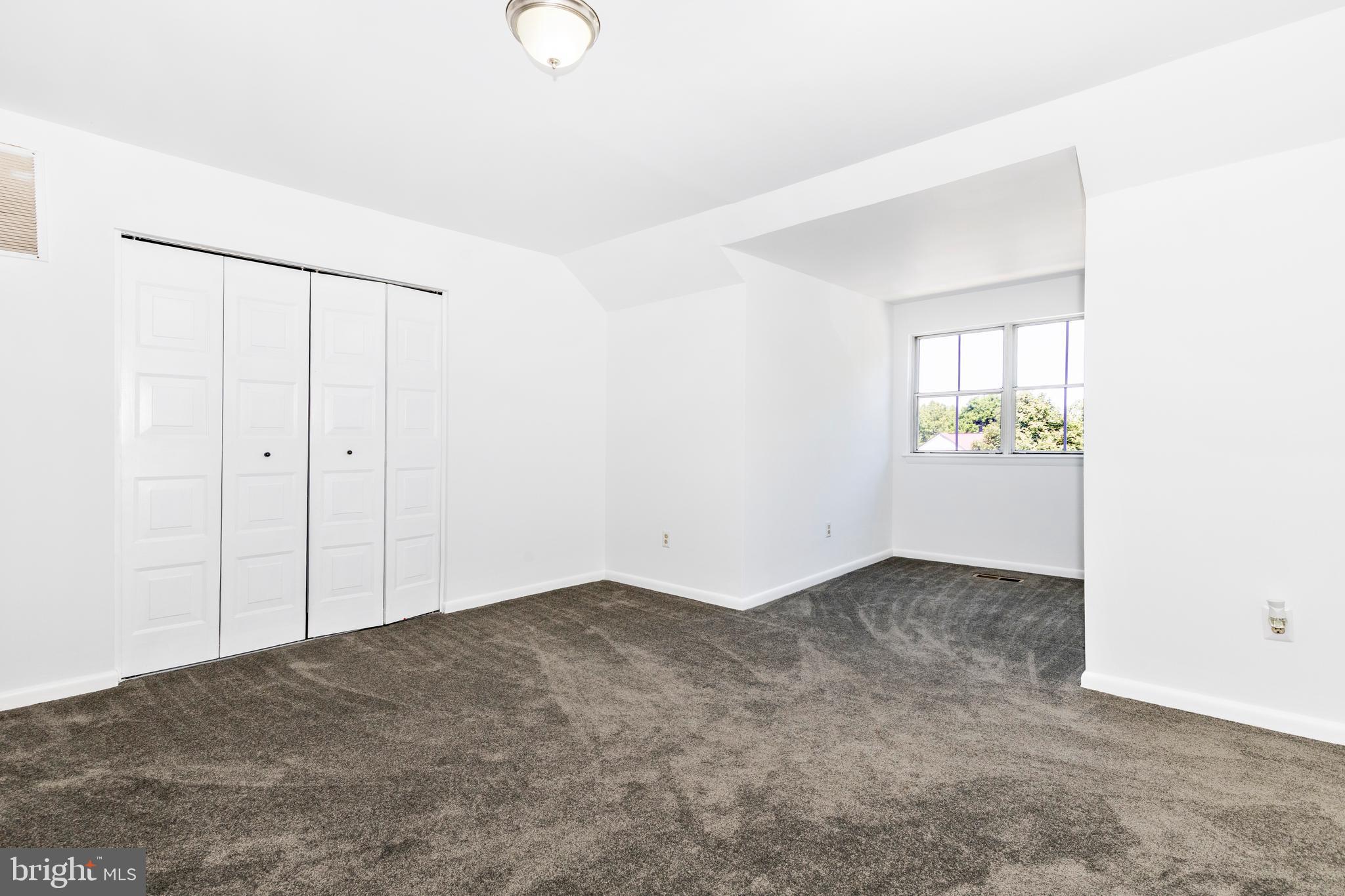 WILLOW COVE TOWNHOMES - Residential