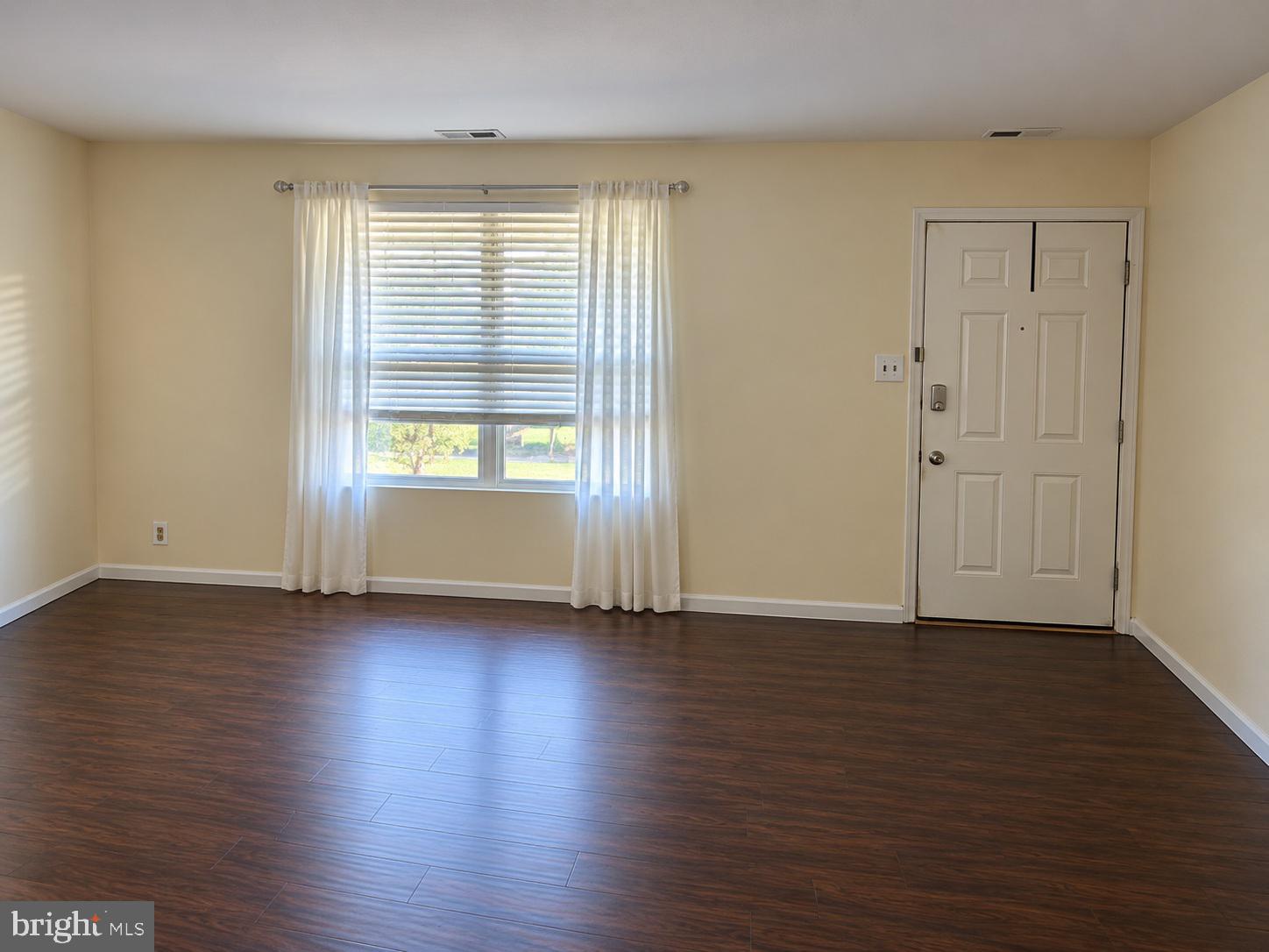 307 KNOLL DRIVE