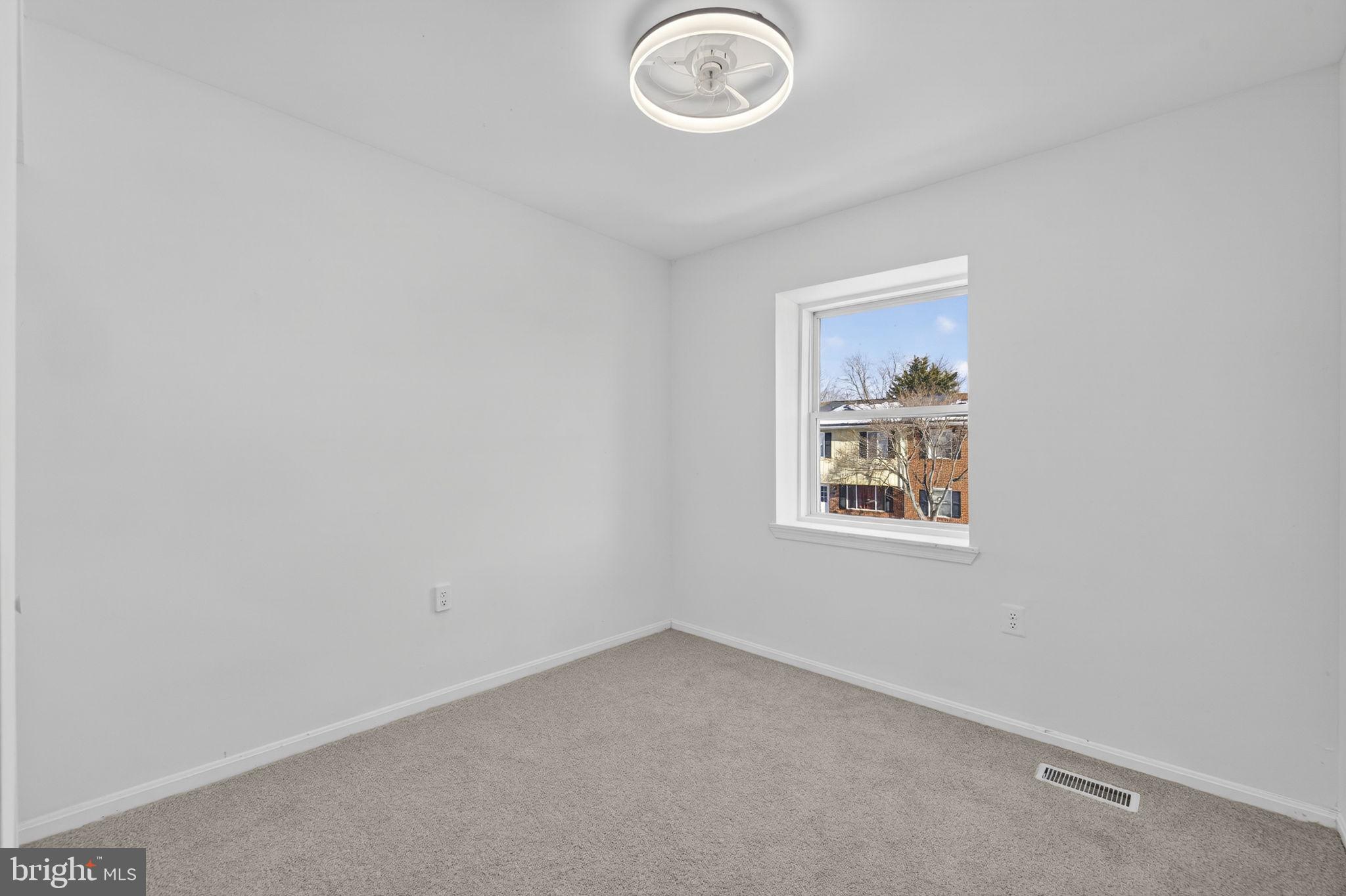 MARSHALL, VA - Residential