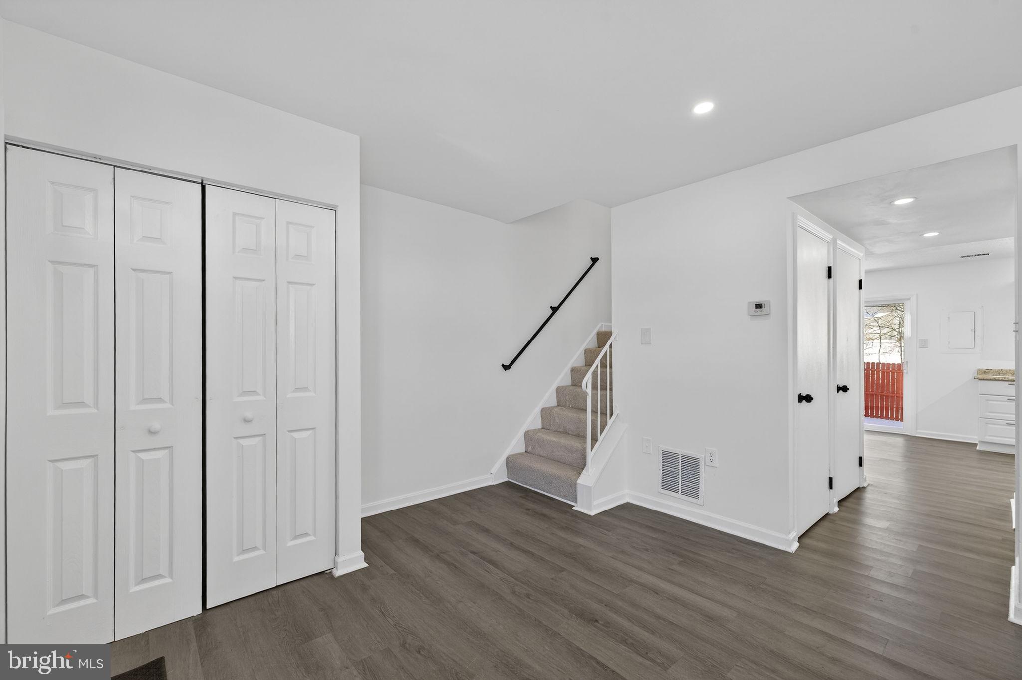 MARSHALL, VA - Residential