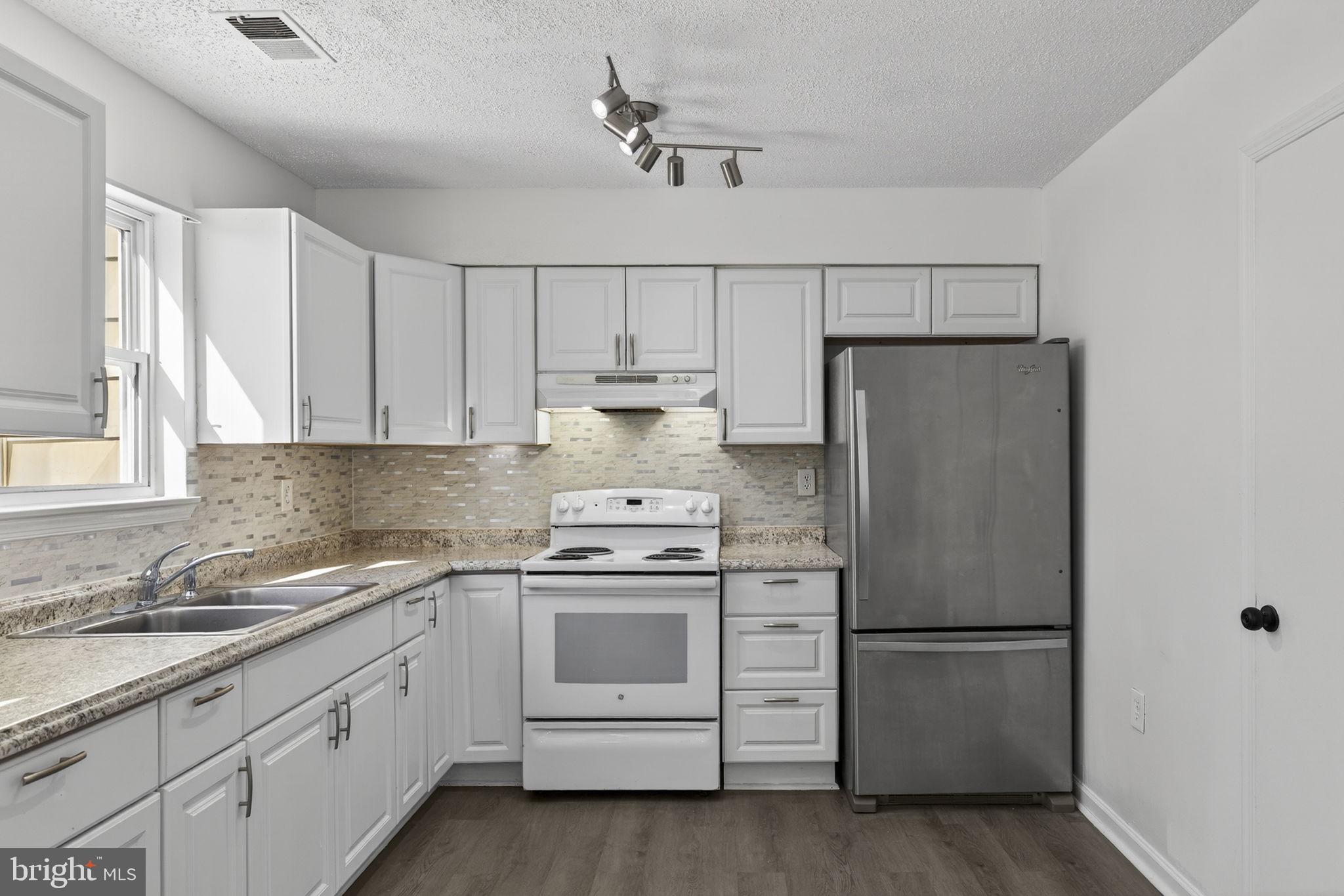 MARSHALL, VA - Residential