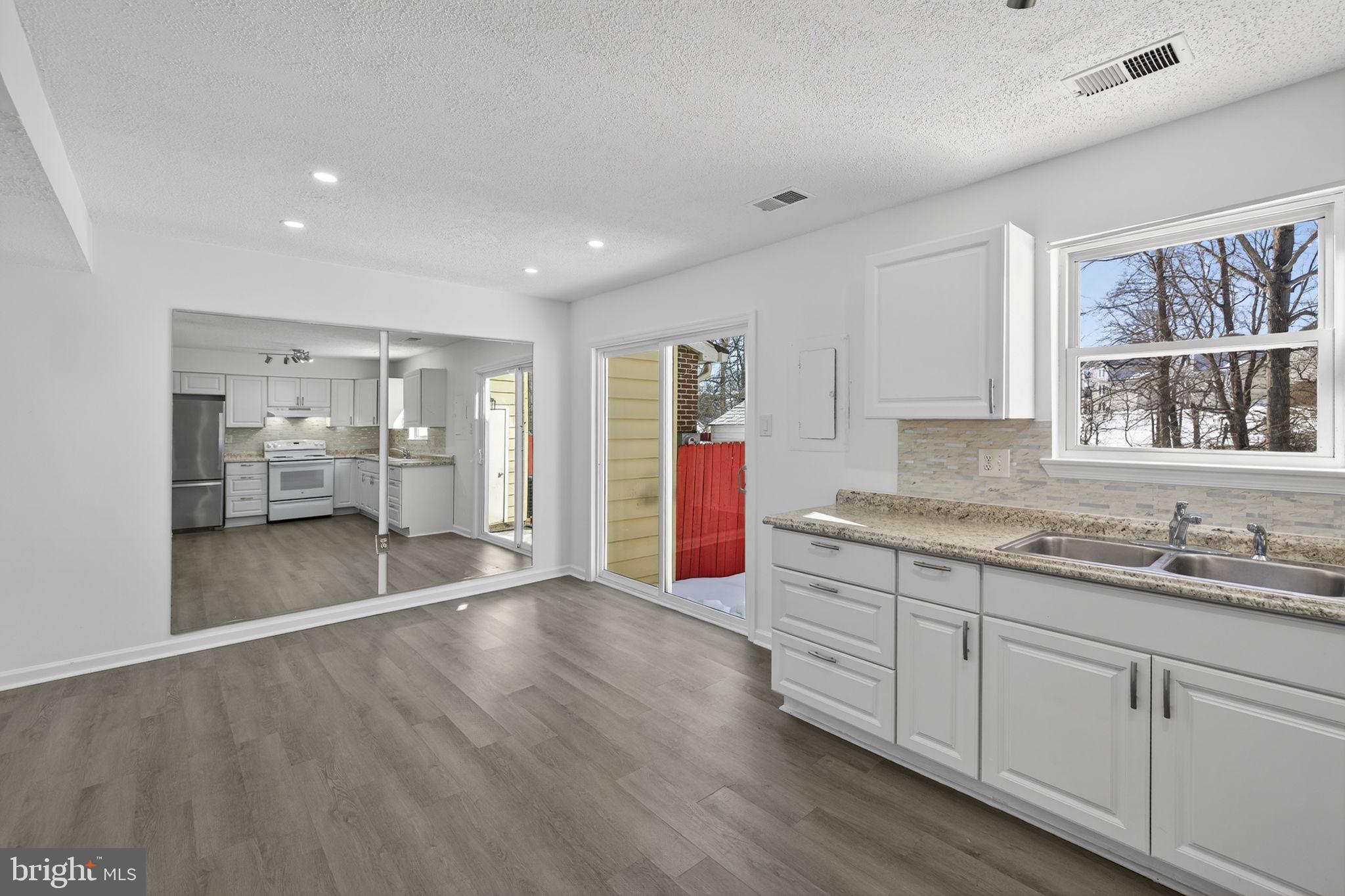 MARSHALL, VA - Residential