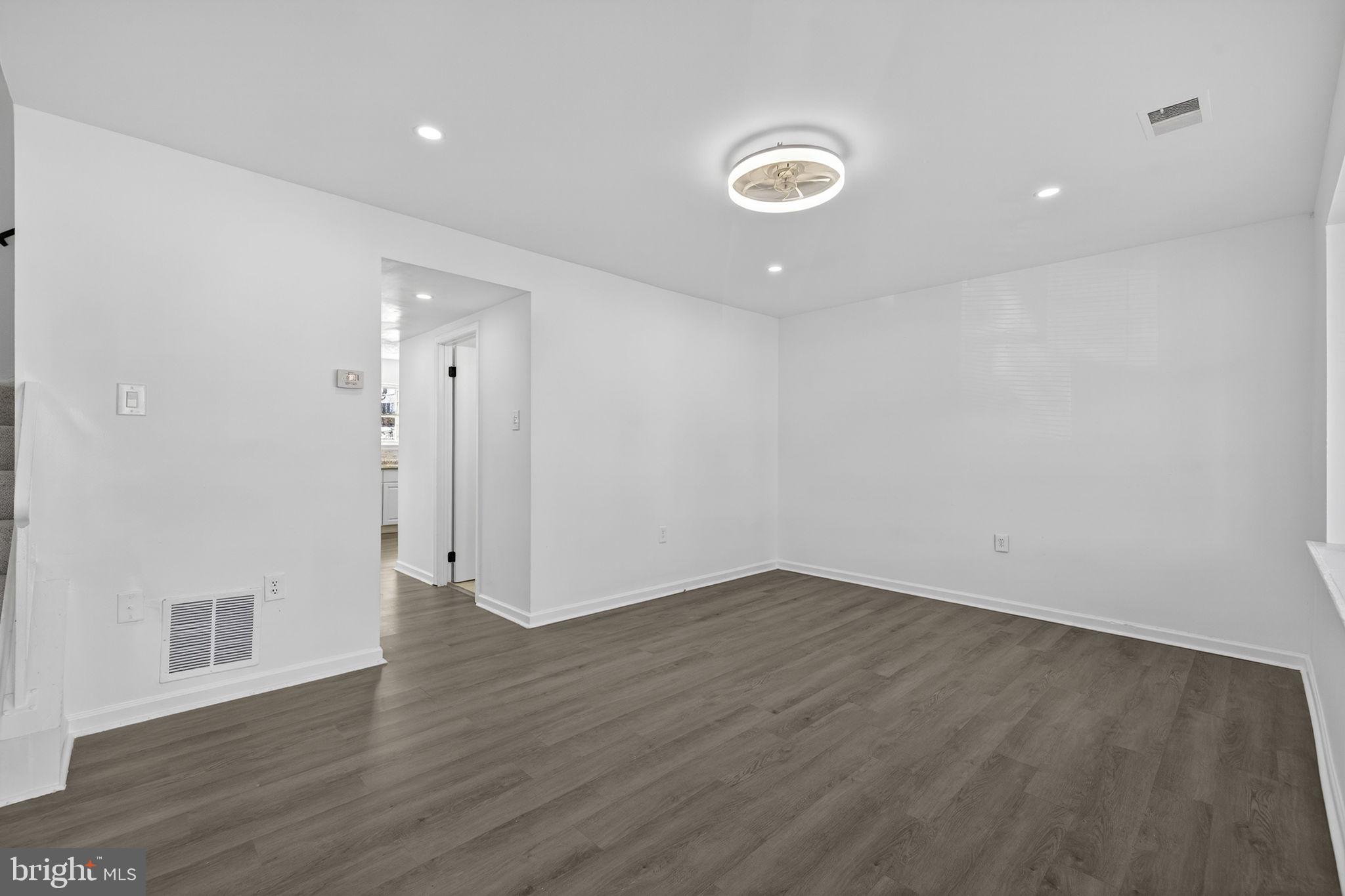 4530 APPLEDALE COURT