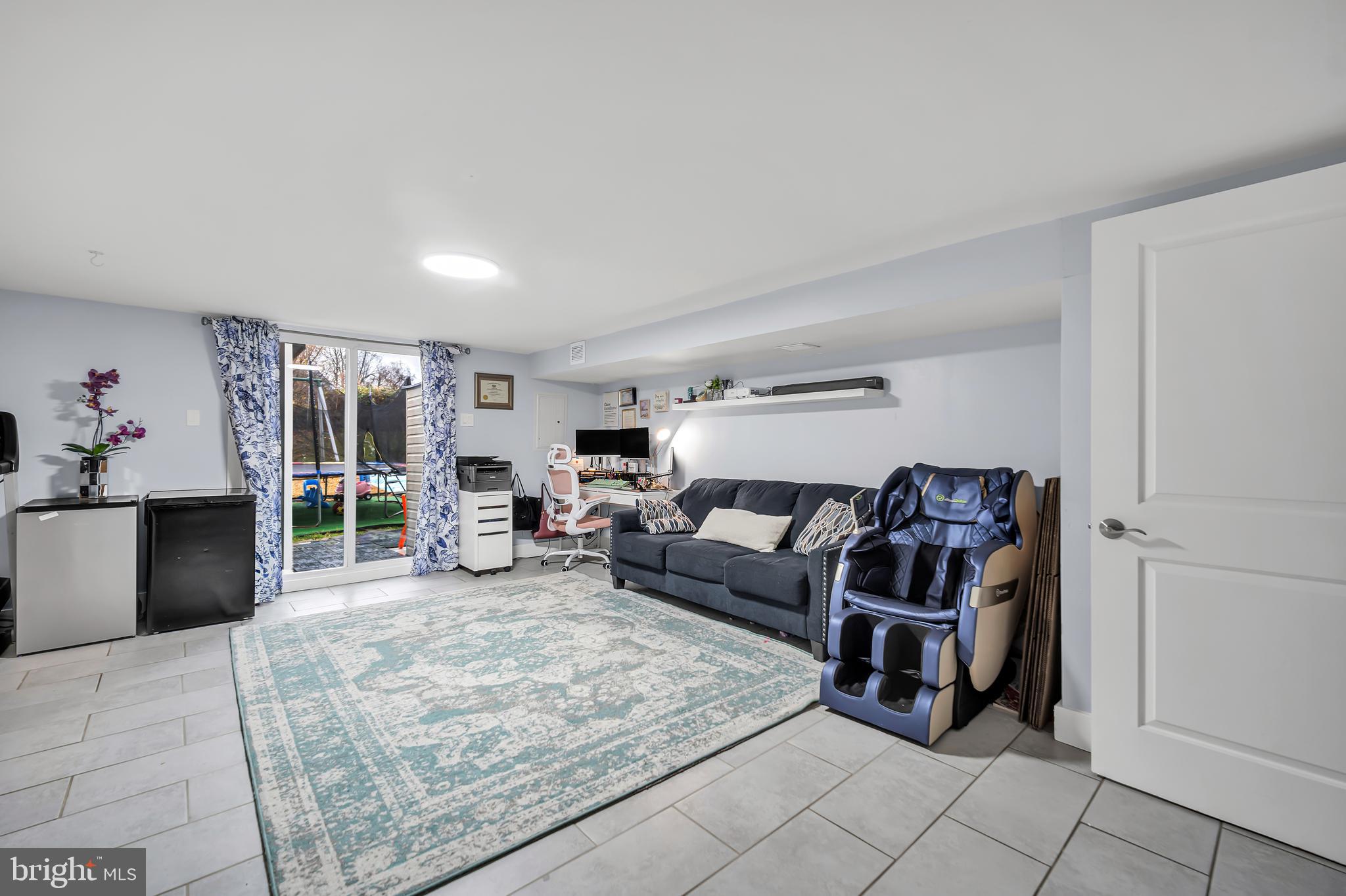 SOMERTON - Residential