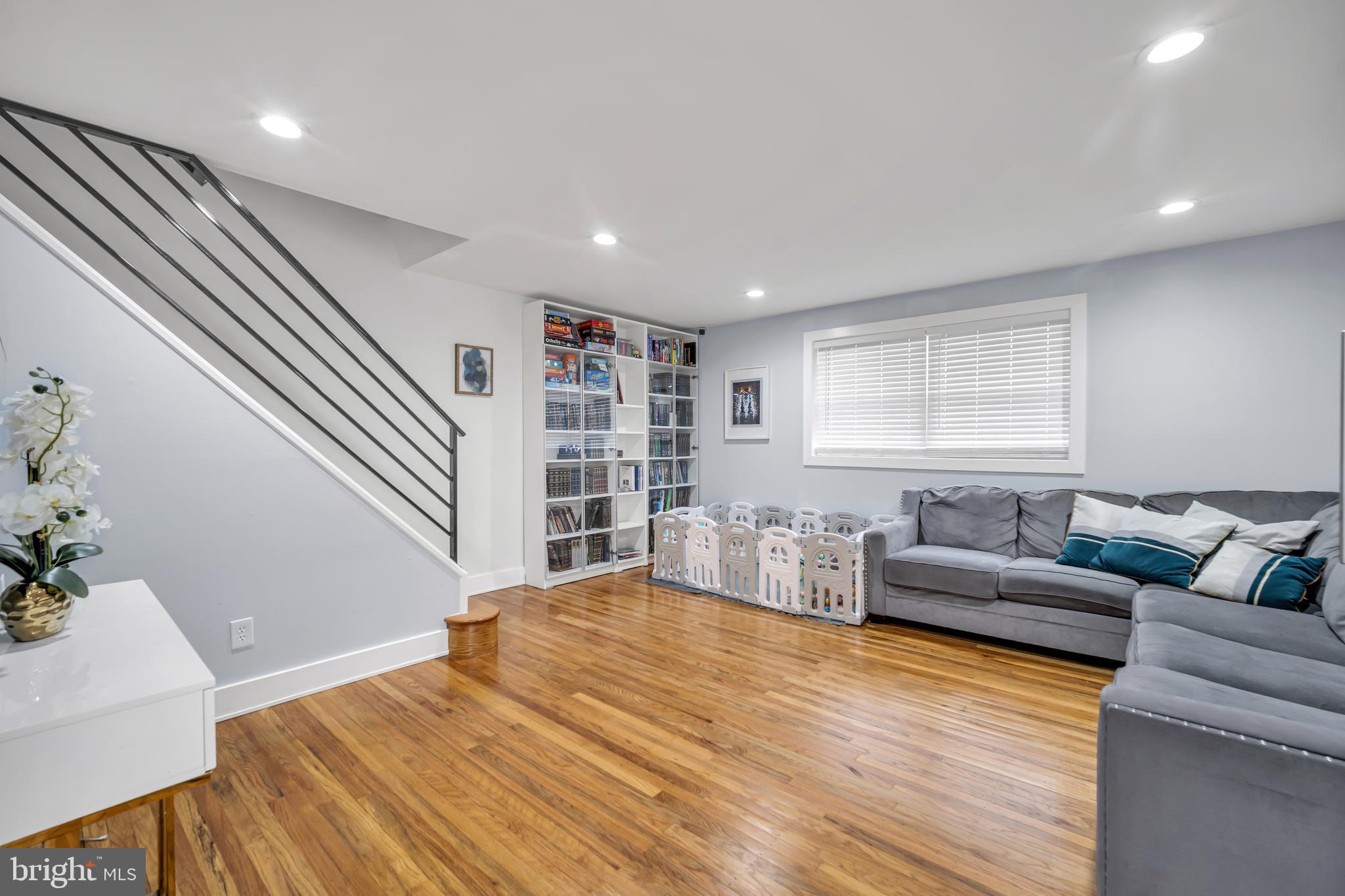 SOMERTON - Residential