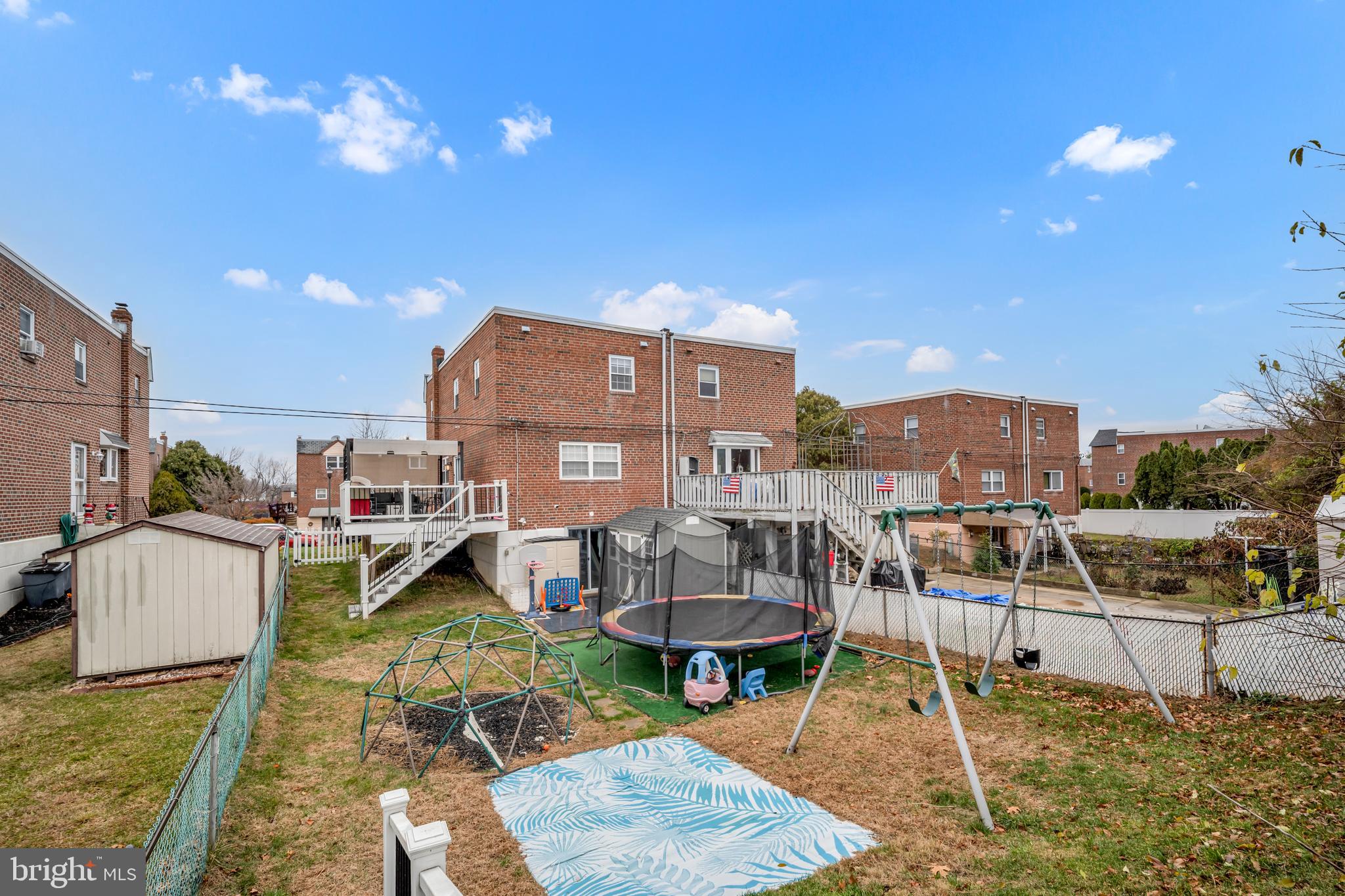 SOMERTON - Residential