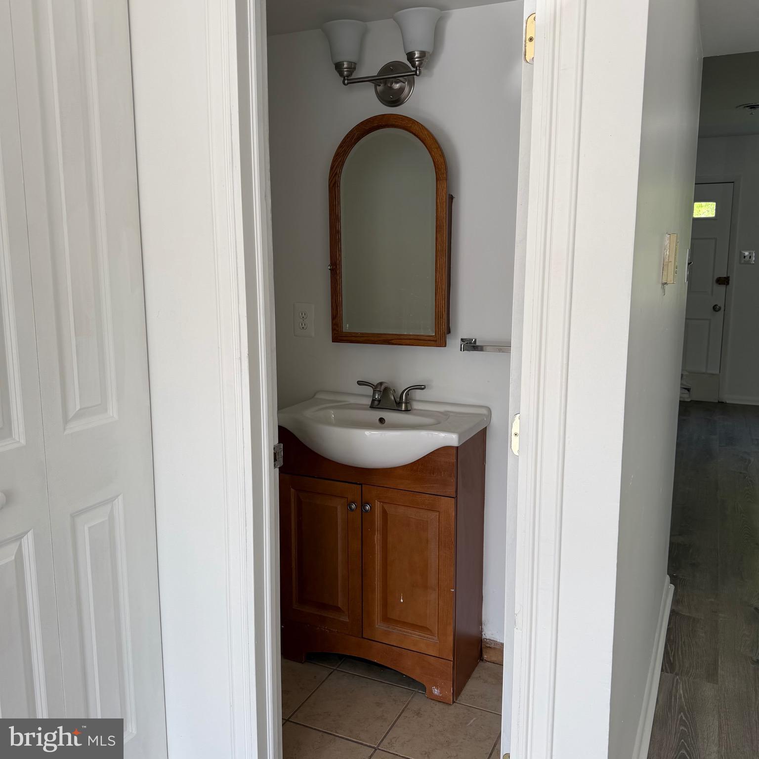 515 N YORK ROAD 9-E