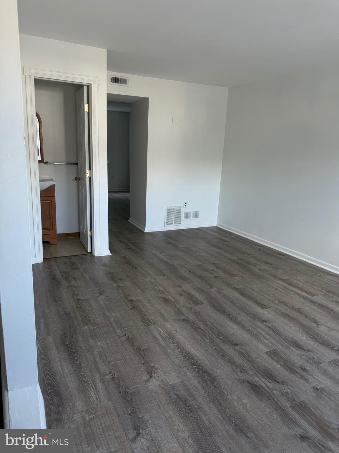 515 N YORK ROAD 9-E