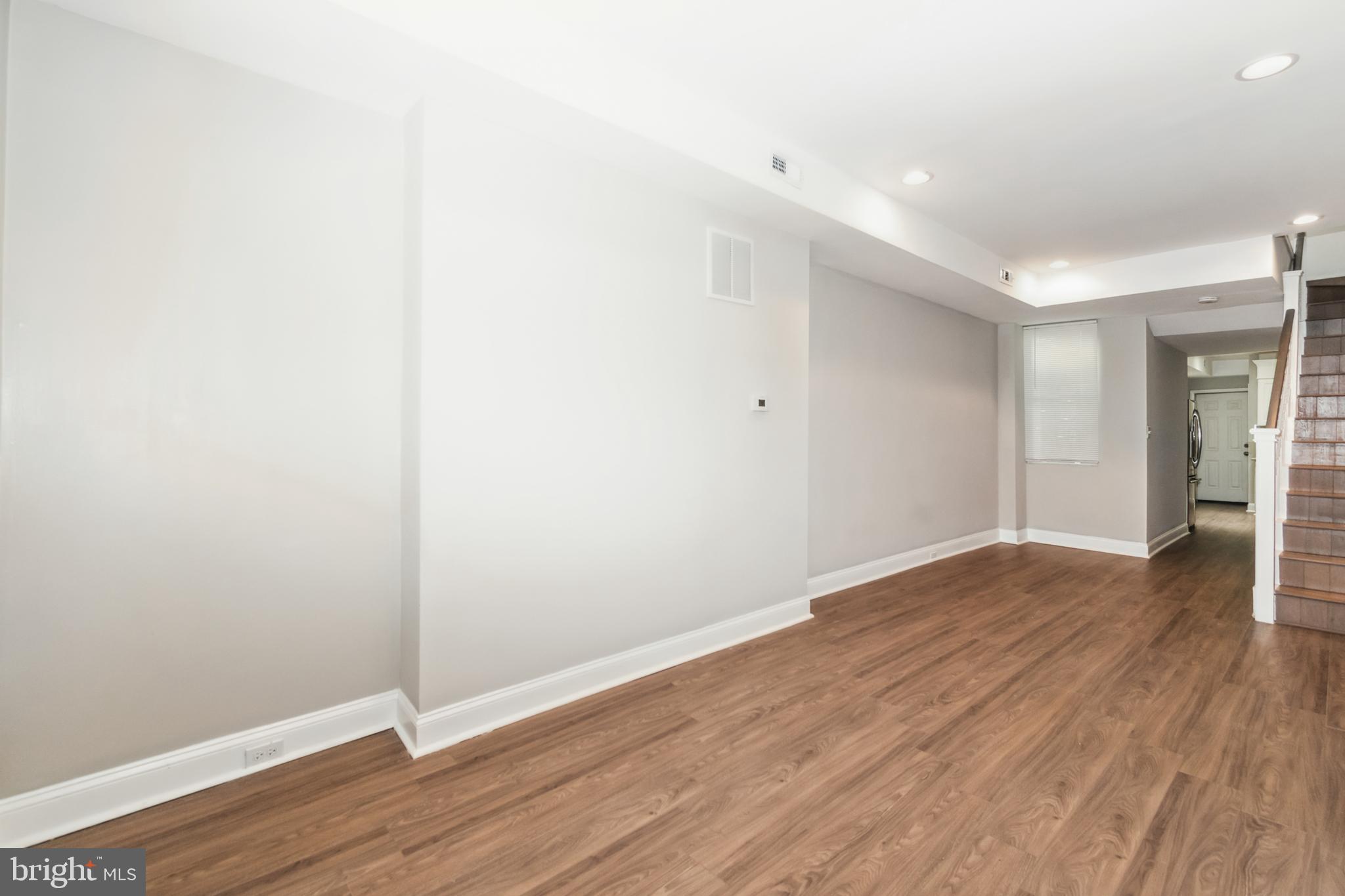 MIDDLE EAST - Residential Lease