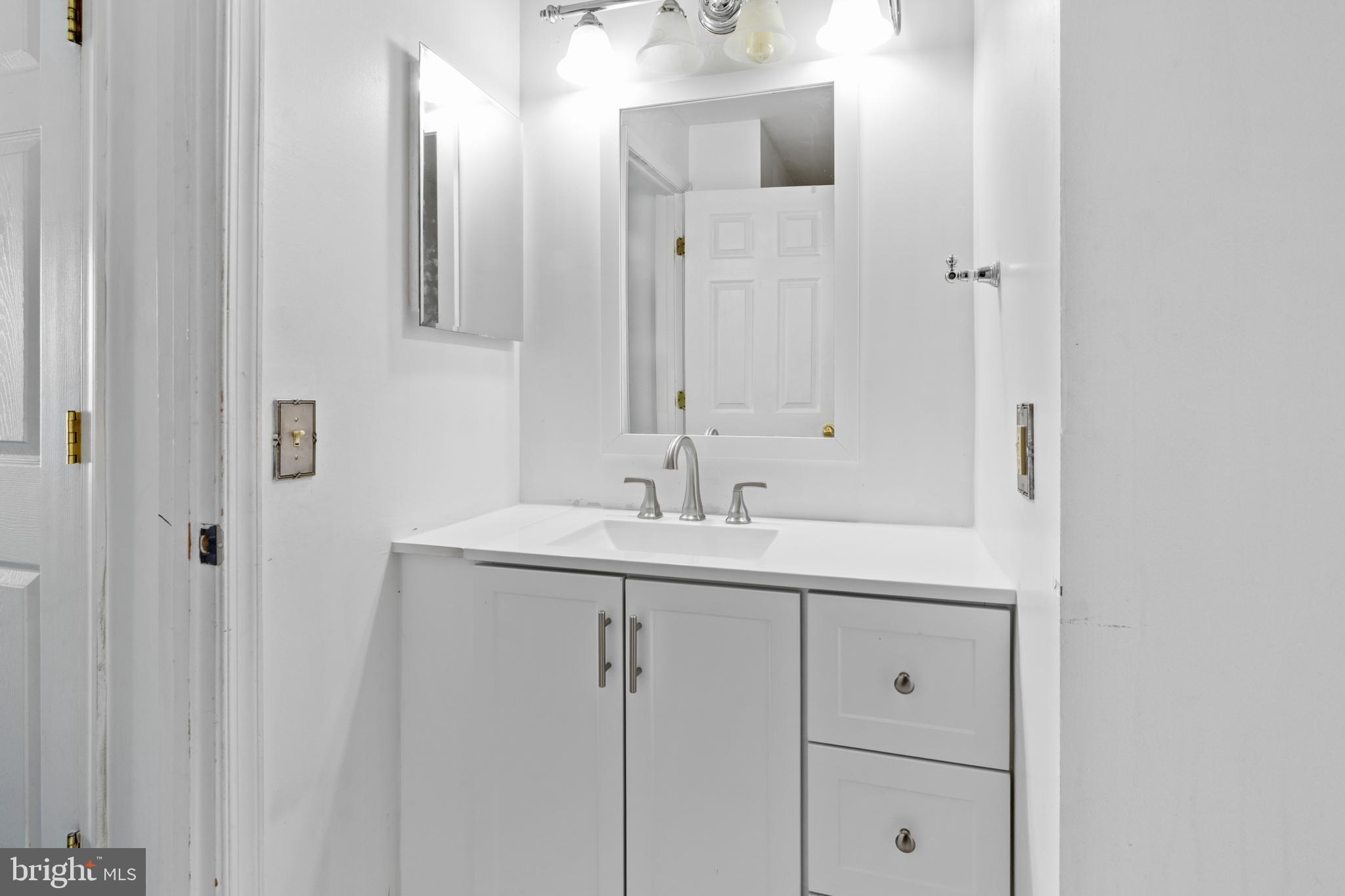 STONERIDGE CONDOMINIUMS - Residential