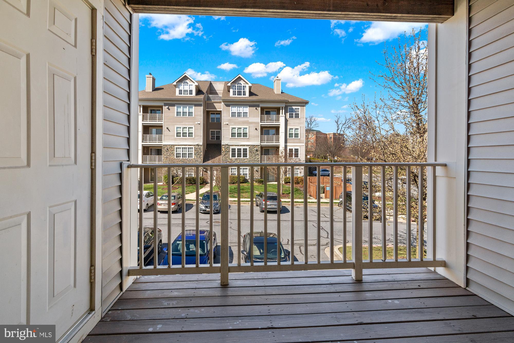 STONERIDGE CONDOMINIUMS - Residential