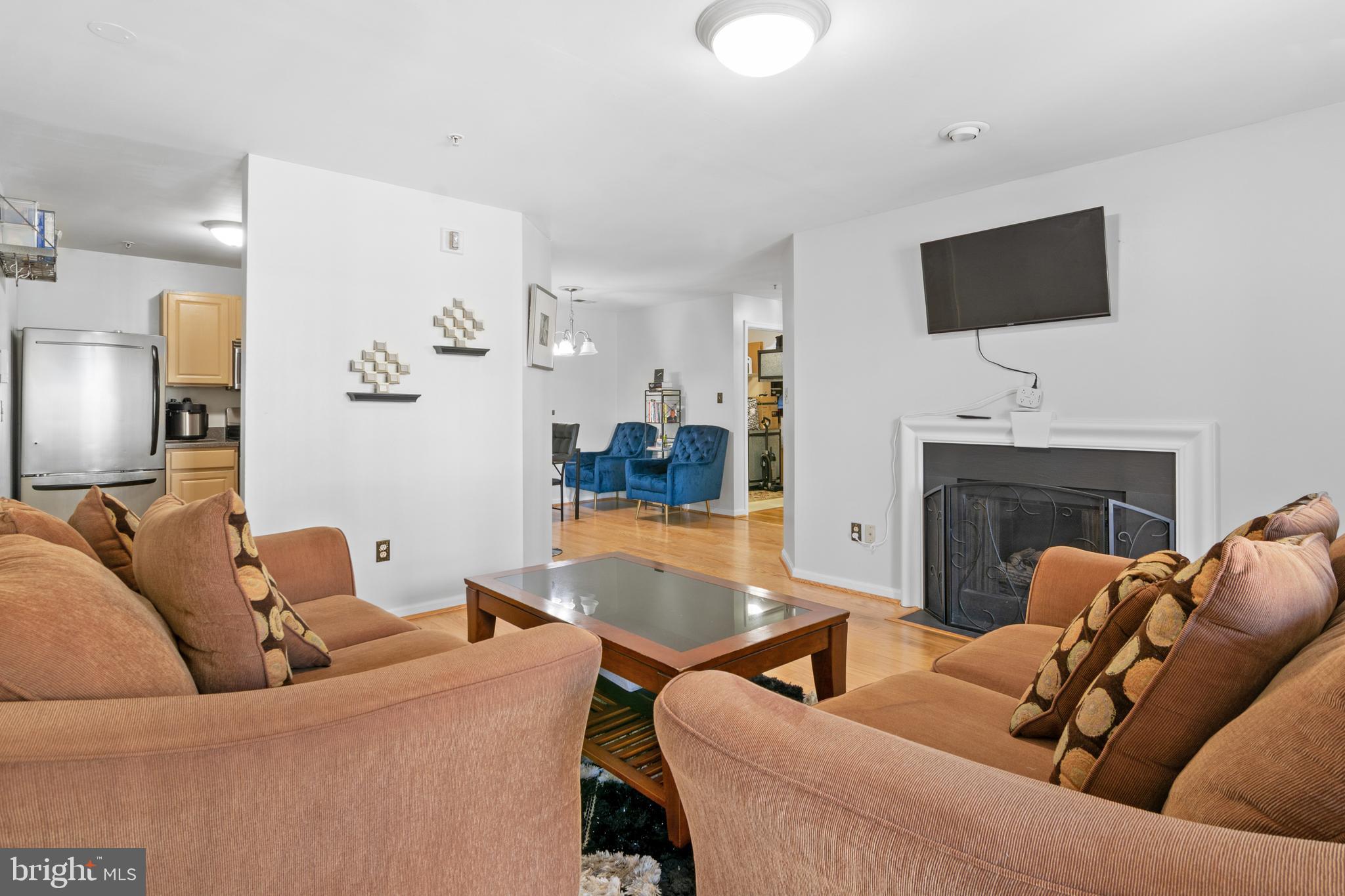 STONERIDGE CONDOMINIUMS - Residential