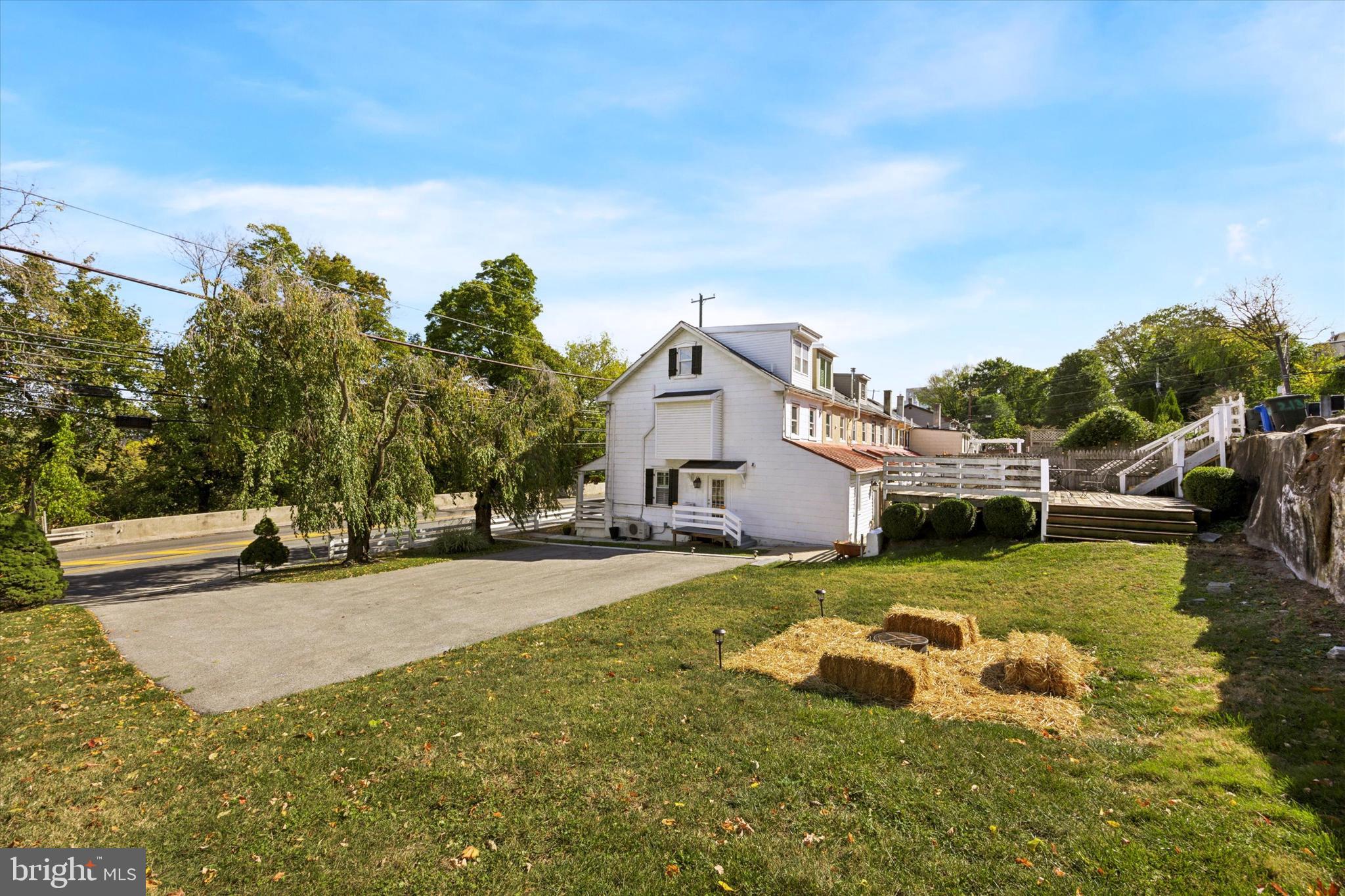 CONSHOHOCKEN - Residential