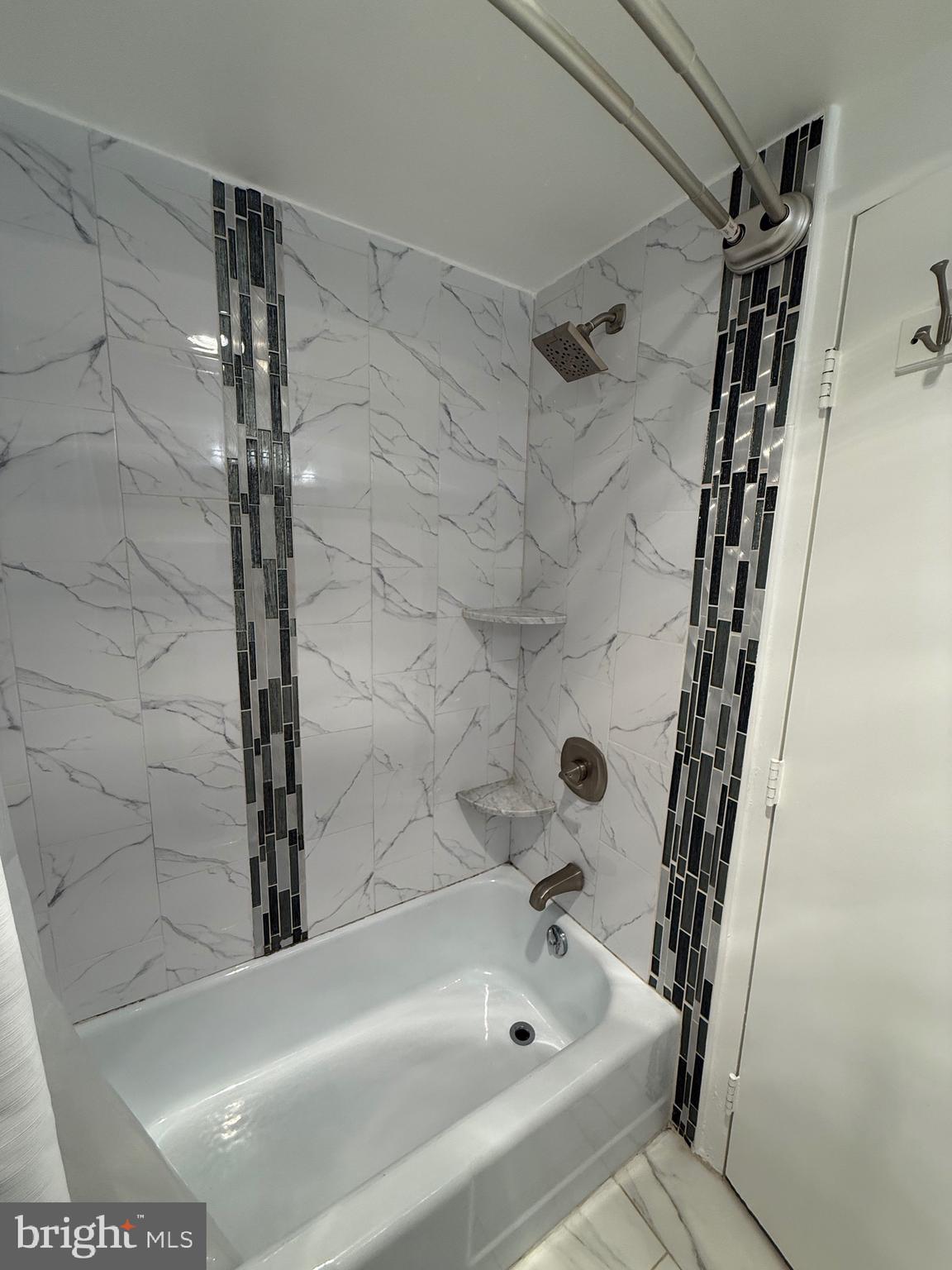 ELKINS PARK HOUSE - Residential