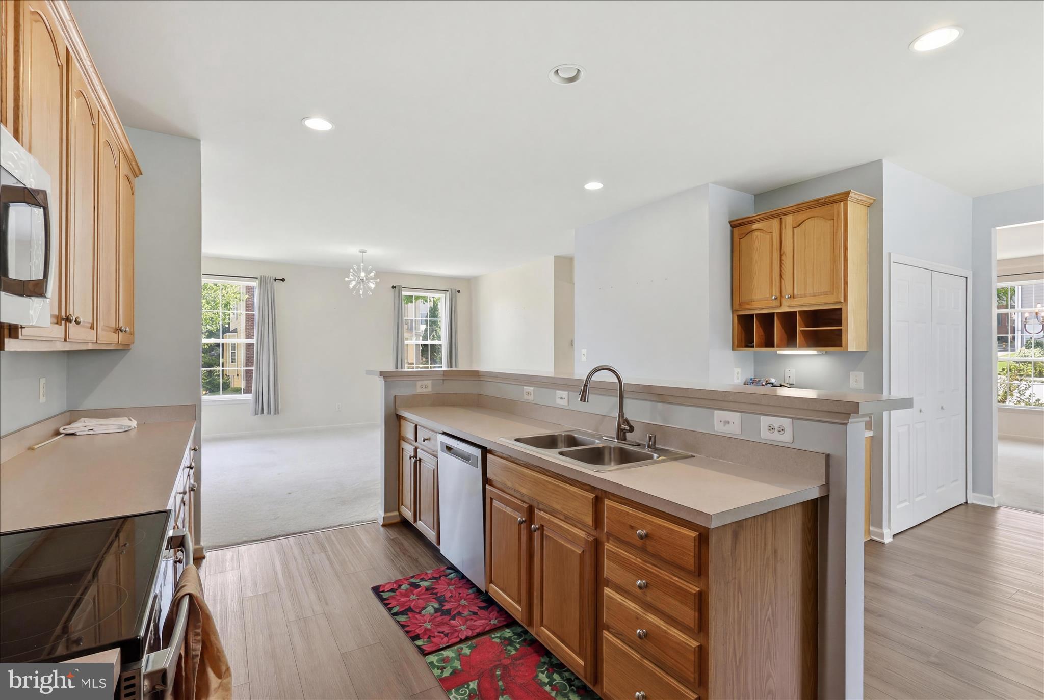 SUMNER LAKE - Residential