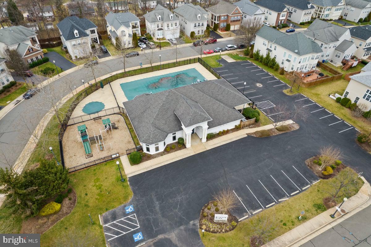 SUMNER LAKE - Residential