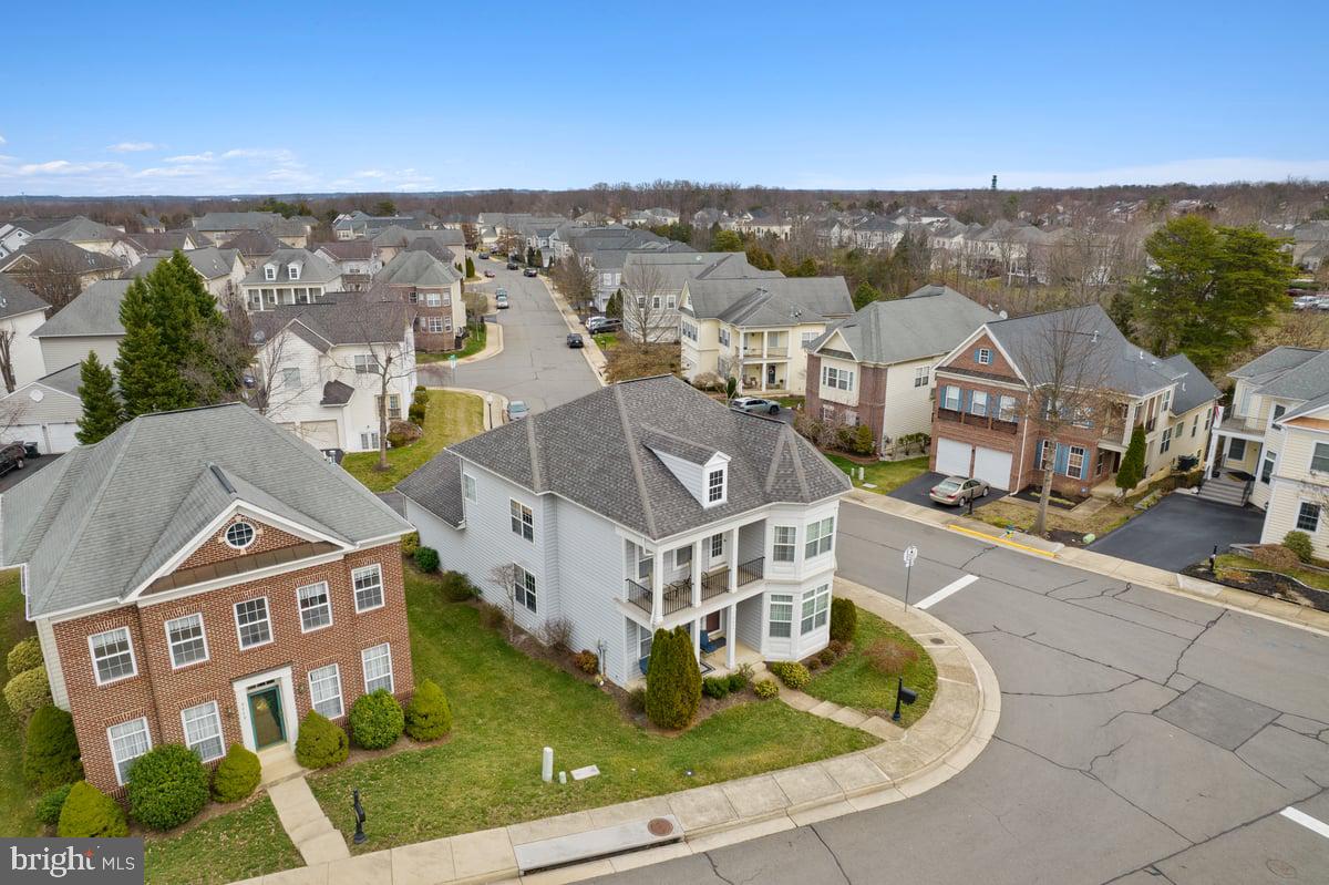 SUMNER LAKE - Residential