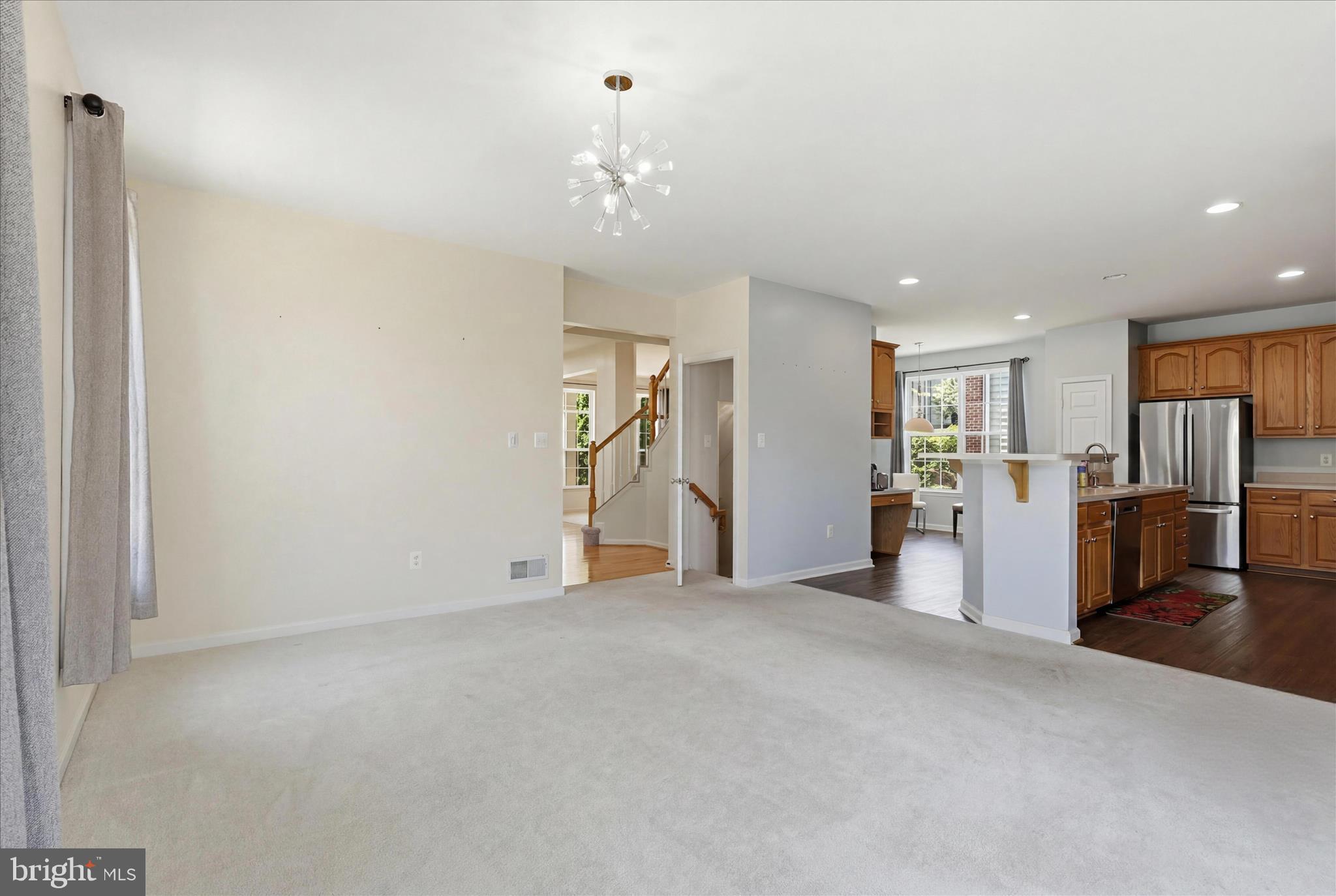 SUMNER LAKE - Residential