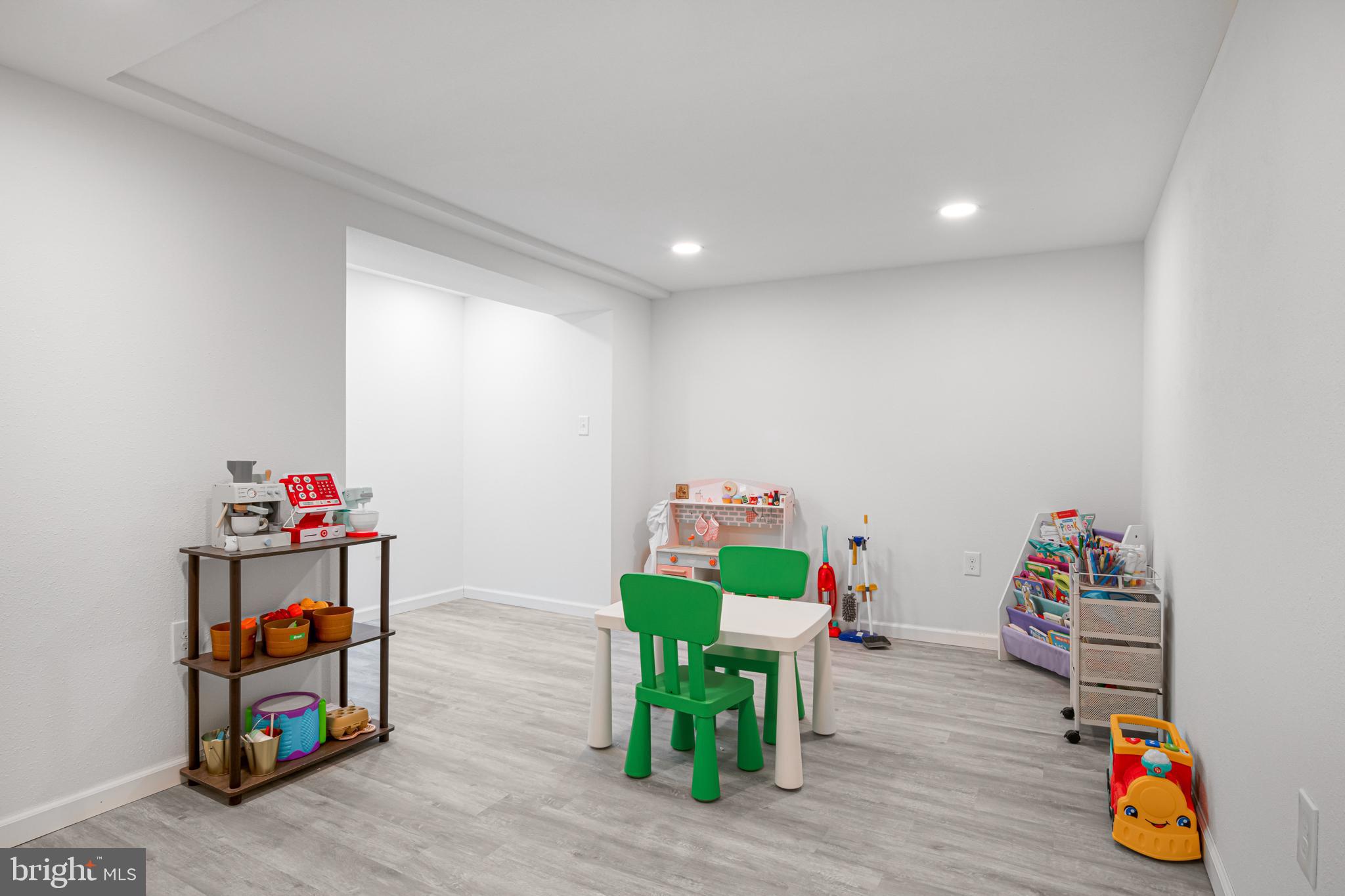 WESTFIELD - Residential