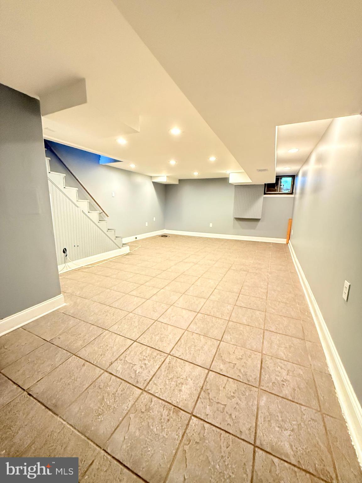 MIDDLESEX - Residential