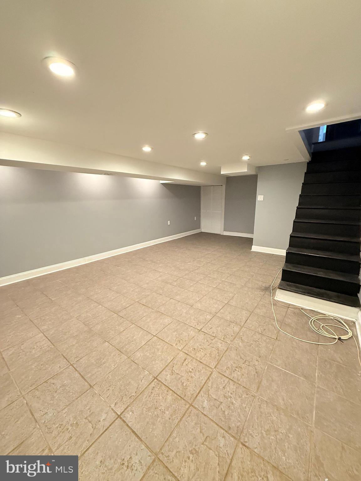 MIDDLESEX - Residential