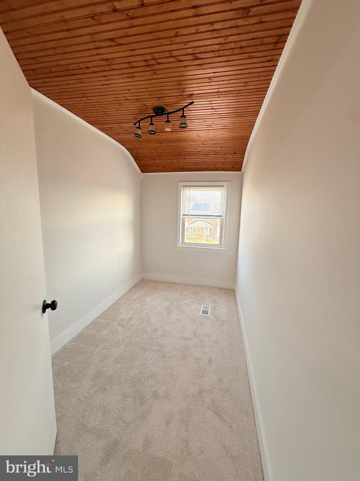 MIDDLESEX - Residential