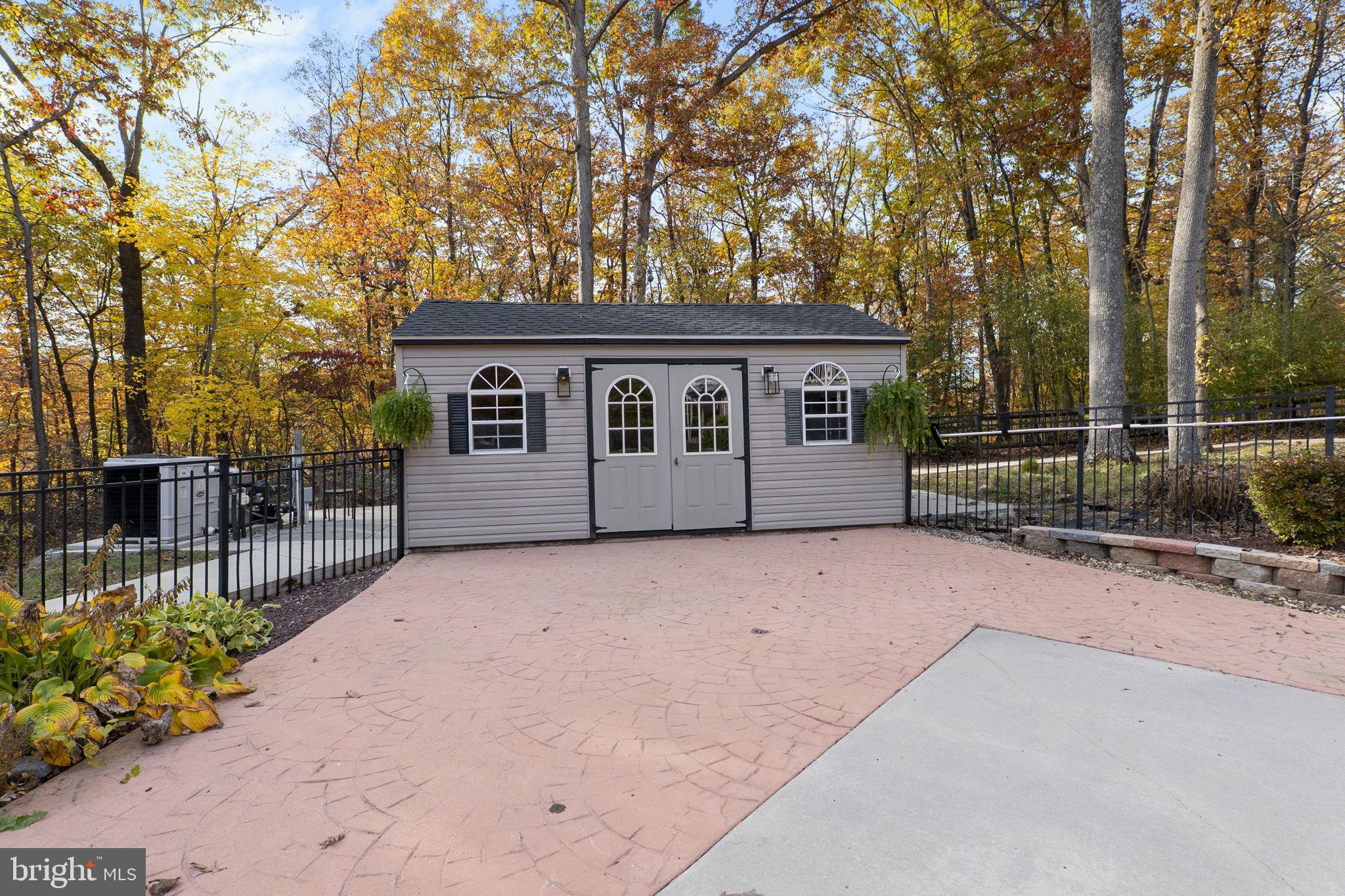 POTOMAC VISTAS - Residential