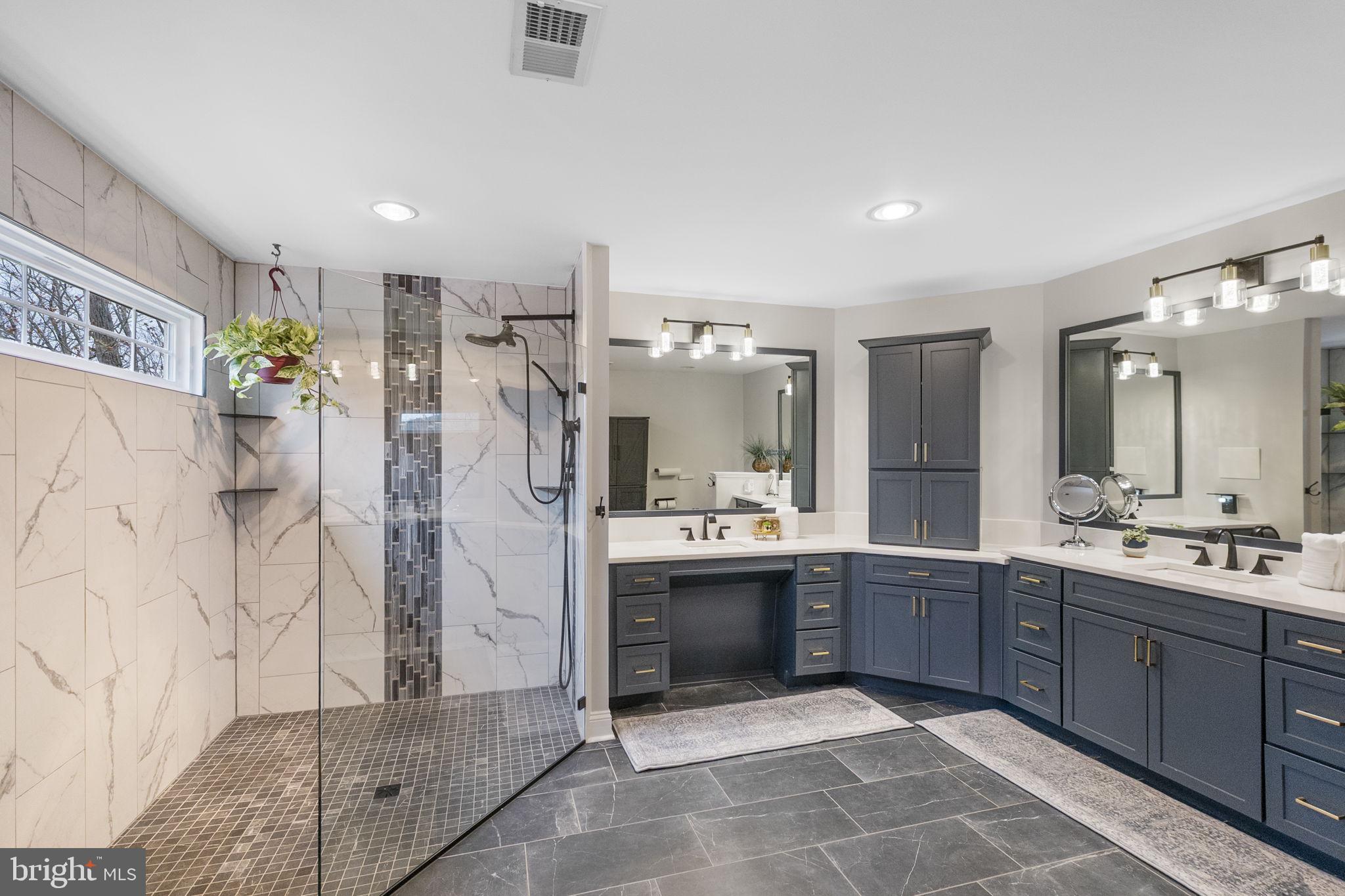 POTOMAC VISTAS - Residential